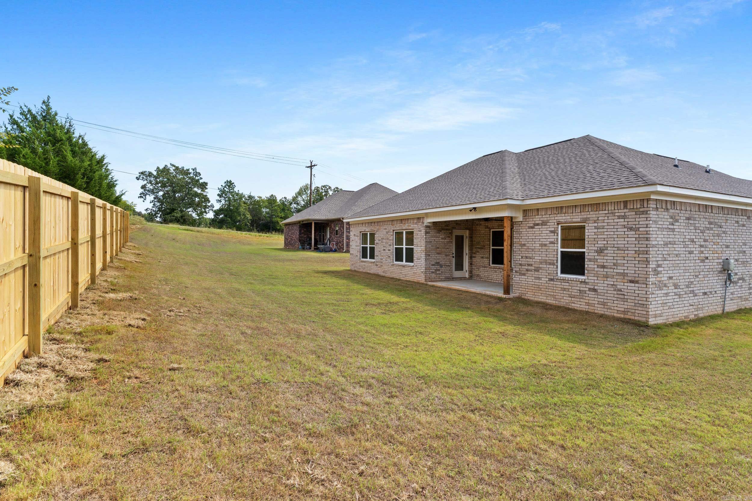 LEWIS COVE - Residential