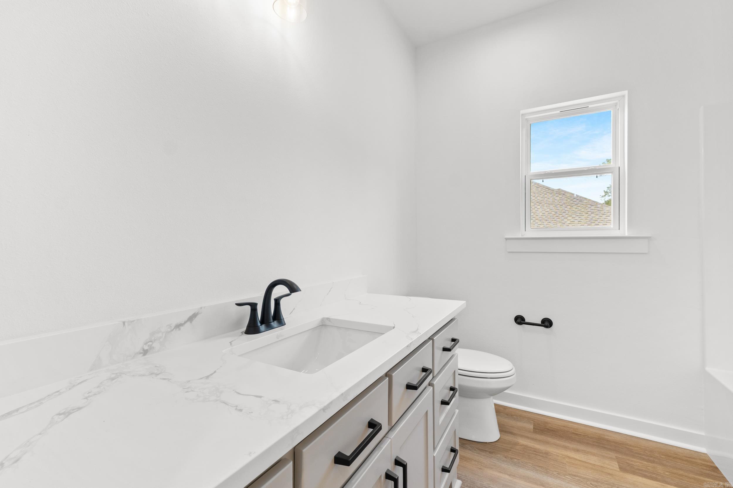 LEWIS COVE - Residential