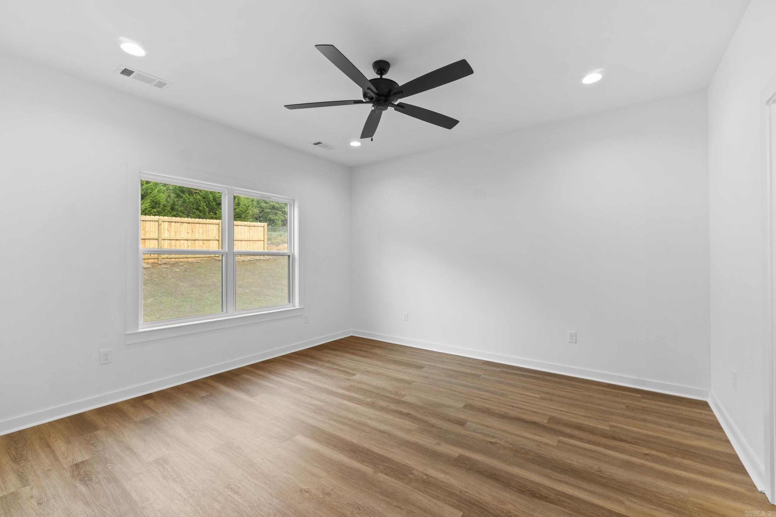 LEWIS COVE - Residential