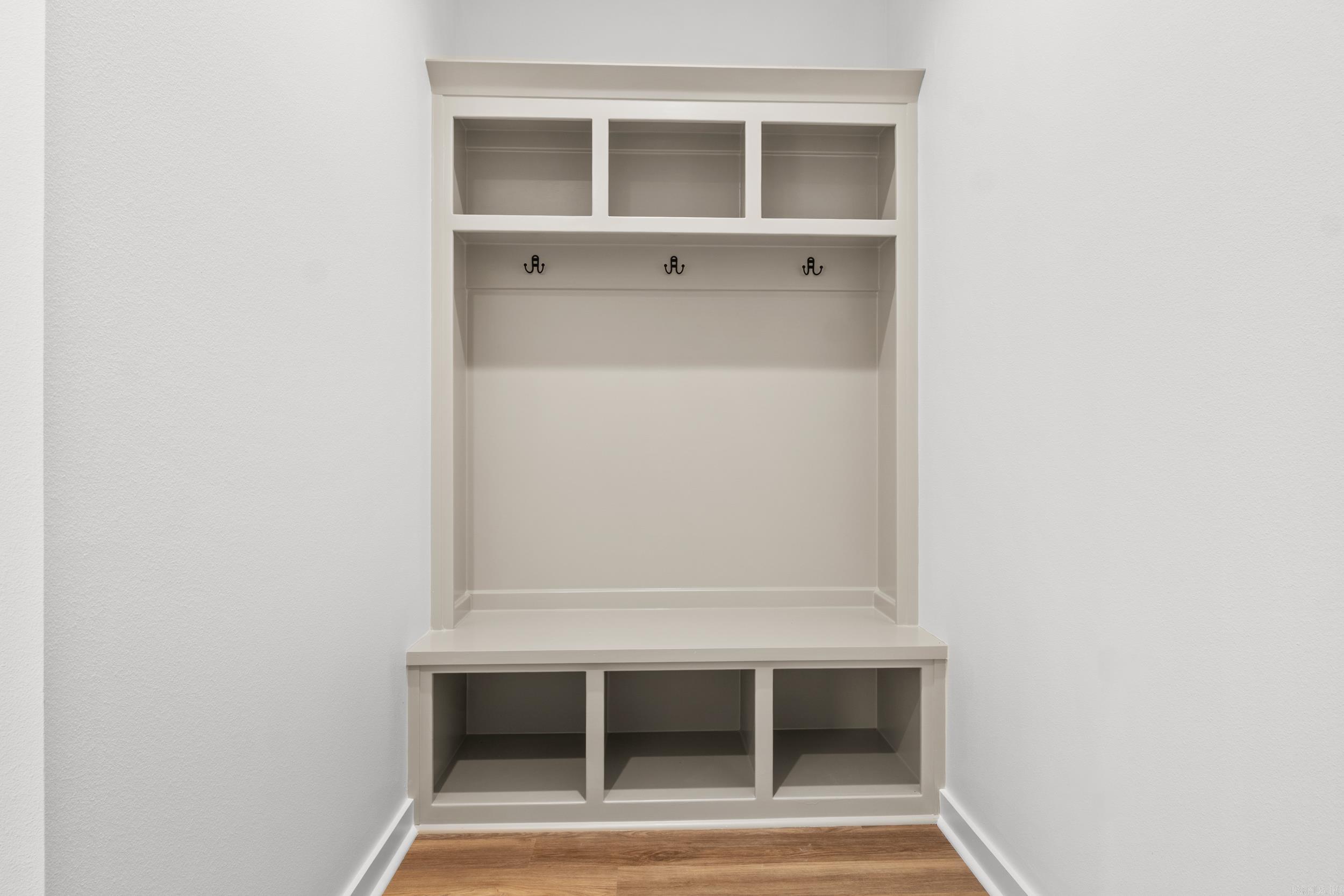 LEWIS COVE - Residential