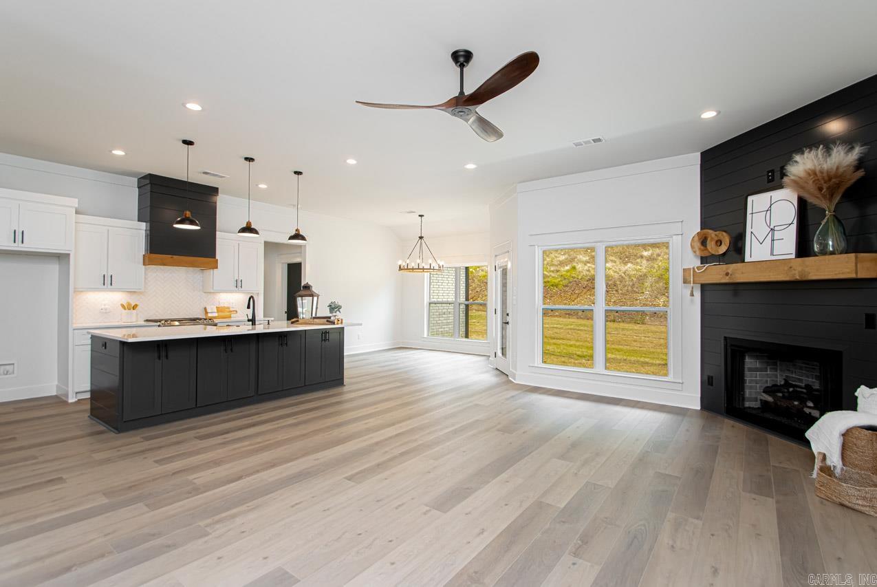 MILLERS GLENN - Residential