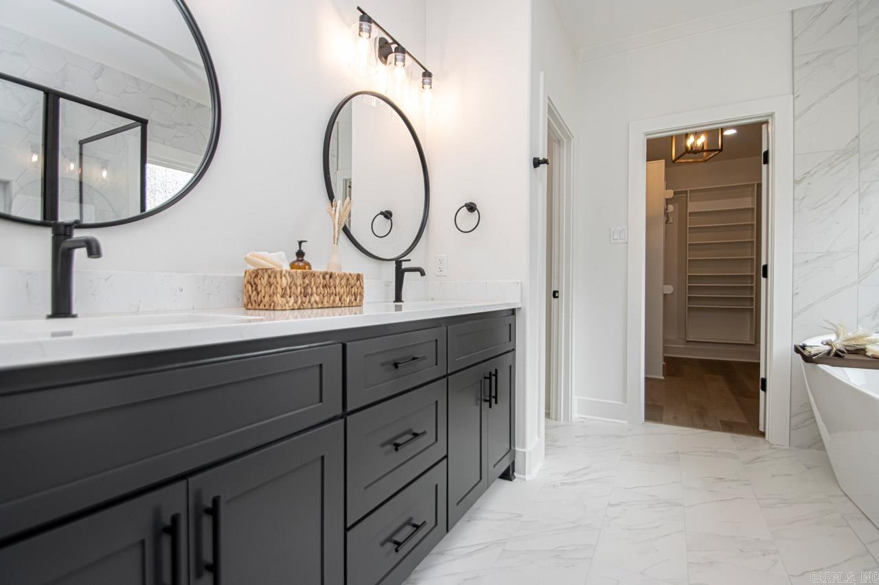 MILLERS GLENN - Residential