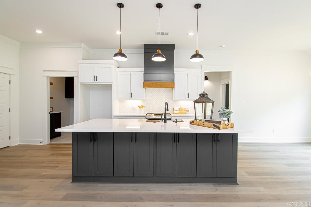 MILLERS GLENN - Residential