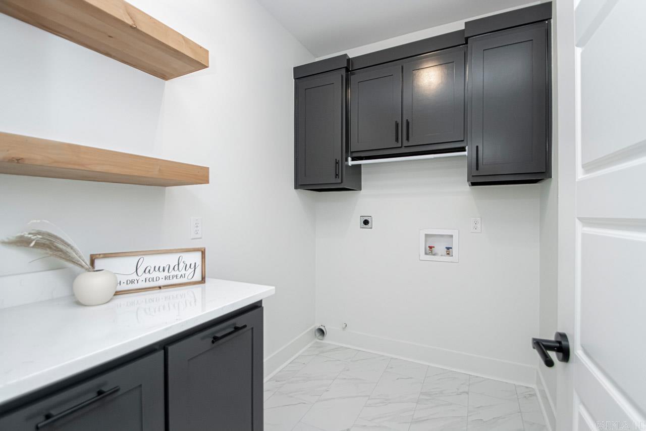 MILLERS GLENN - Residential