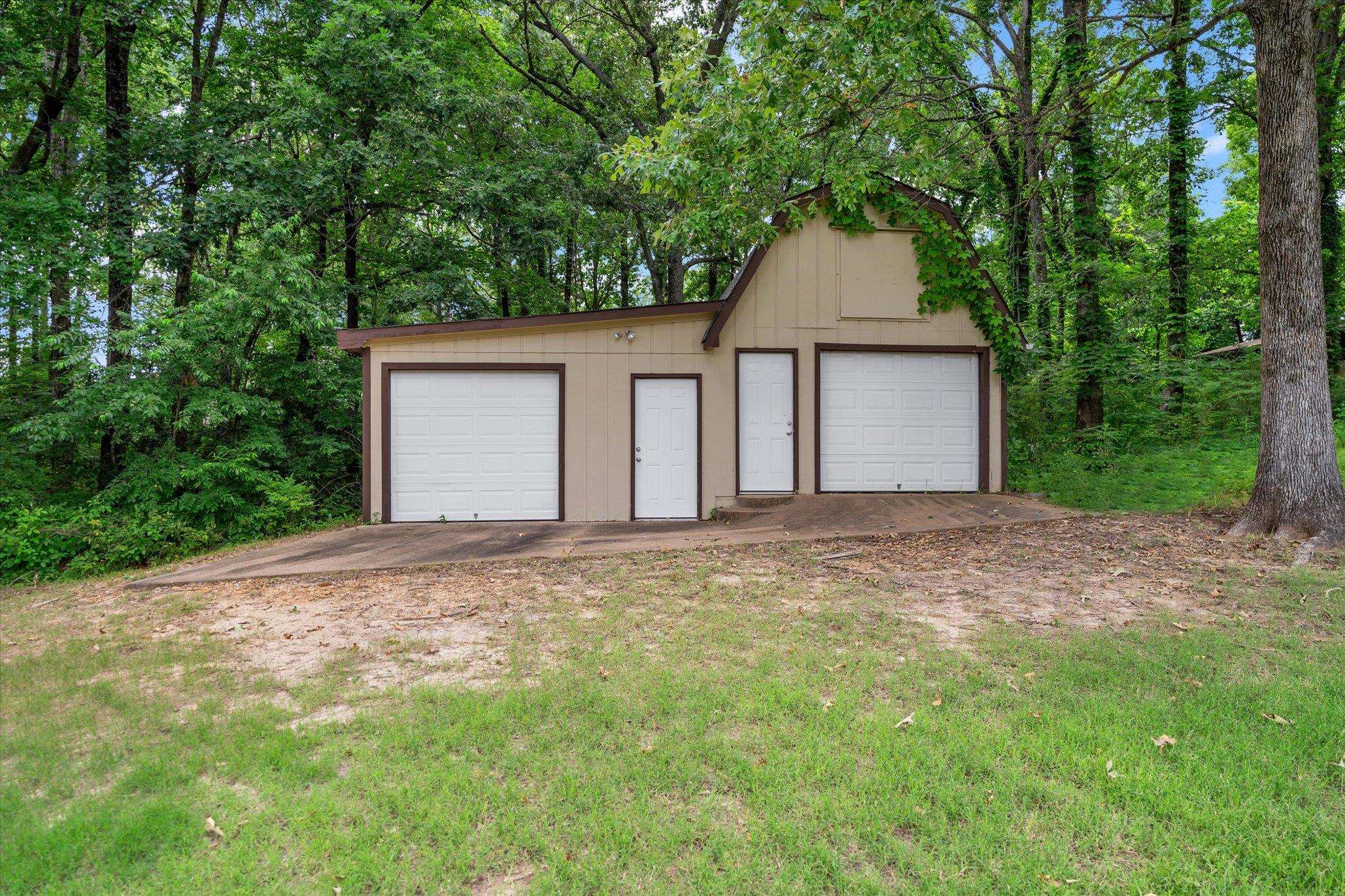 OAK PARK SUBD. - Residential