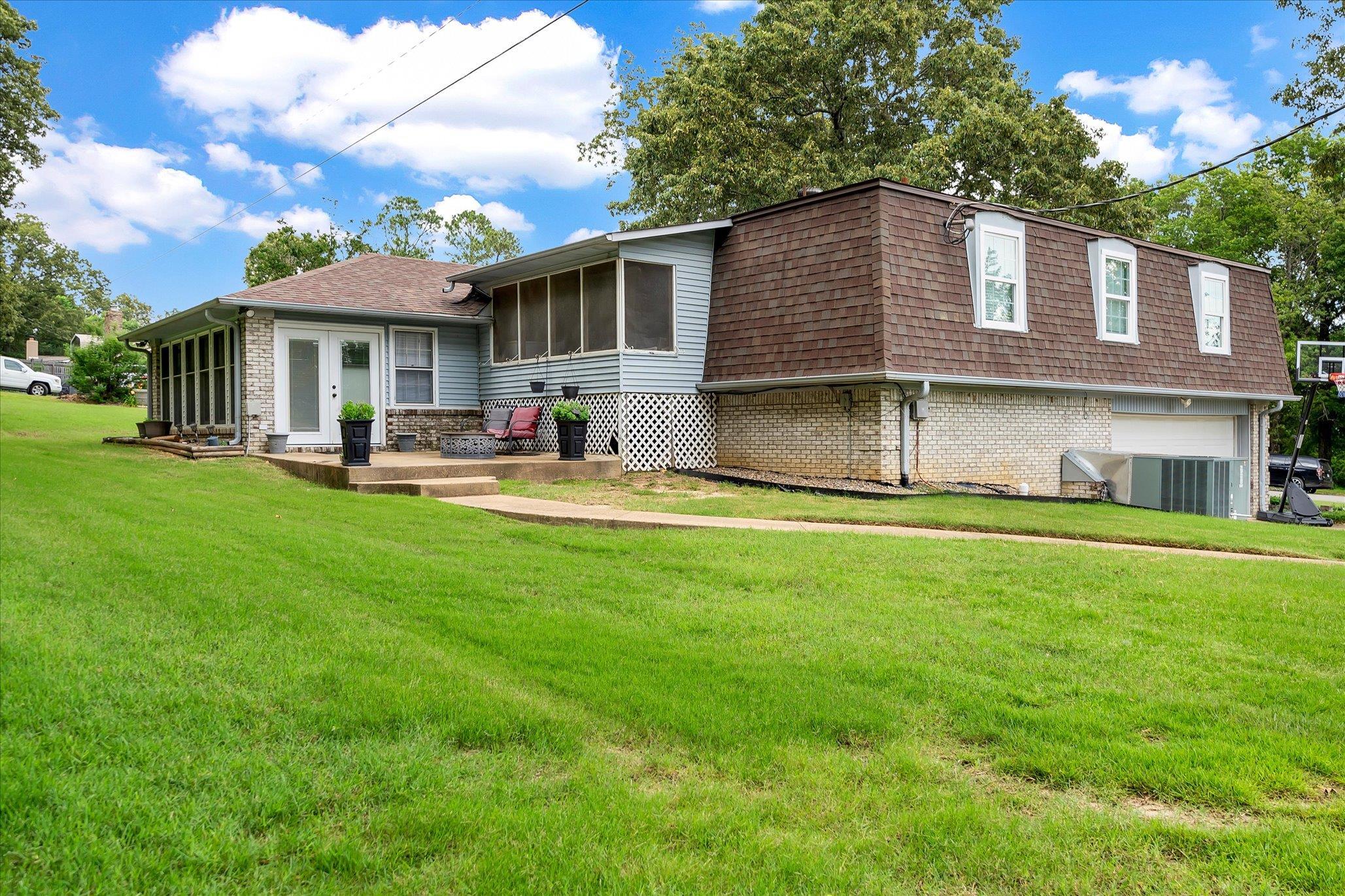 OAK PARK SUBD. - Residential