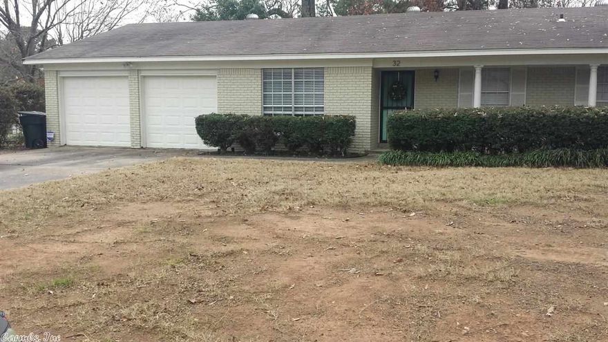 Well-built brick home in quiet SD near the heart of West Little Rock.  You will have over 1/4 acre to call your own on a corner lot in Lindenwood SD. Newer laminate floors, carpet & ceiling fans. Spacious & open living, dining & kitchen areas. Kitchen boasts new stainless steel appliances.  New Lennox Elite A/C unit in 2014.  Fully-fenced backyard w/mature trees providing shade over patio.  Two-car garage has separate remote units for each side.  GE alarm system stays w/home. See agent remarks.