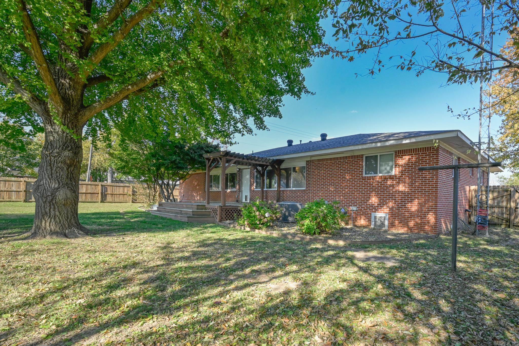 Mena Original - Residential