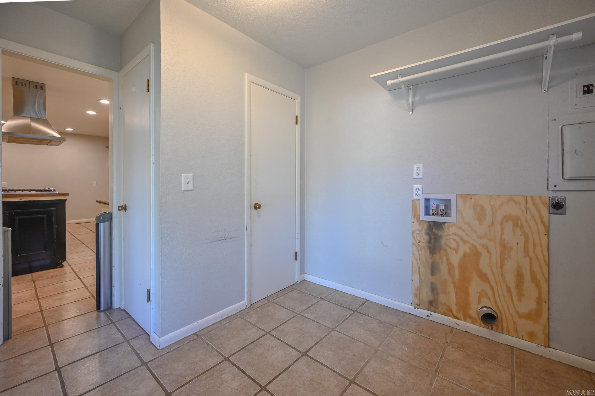 Mena Original - Residential