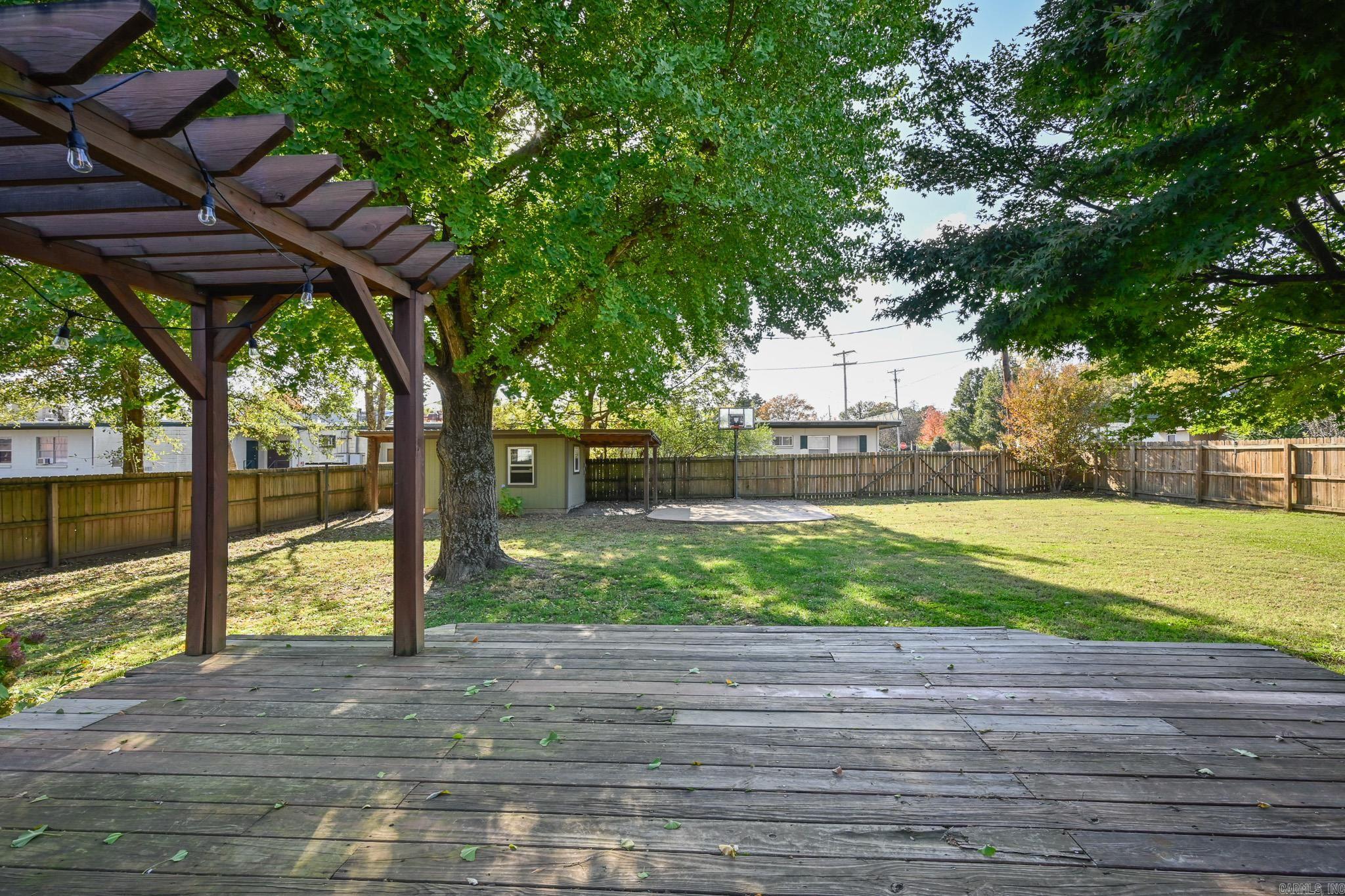 Mena Original - Residential