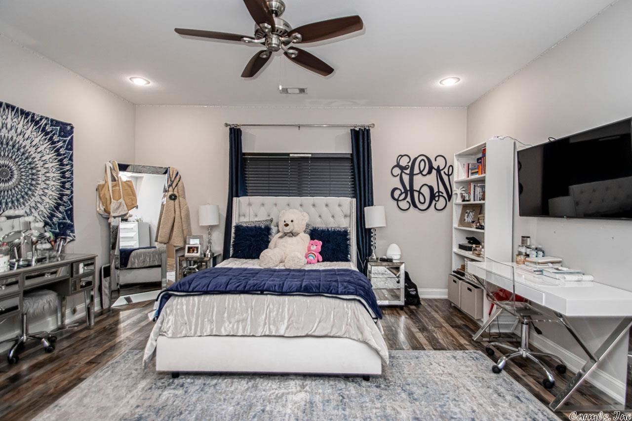 WEST LAKE VILLAGE - Residential