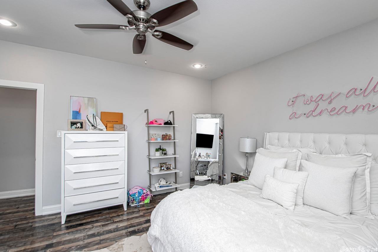 WEST LAKE VILLAGE - Residential