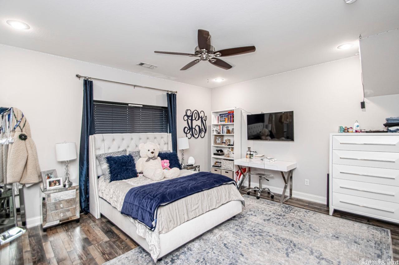 WEST LAKE VILLAGE - Residential