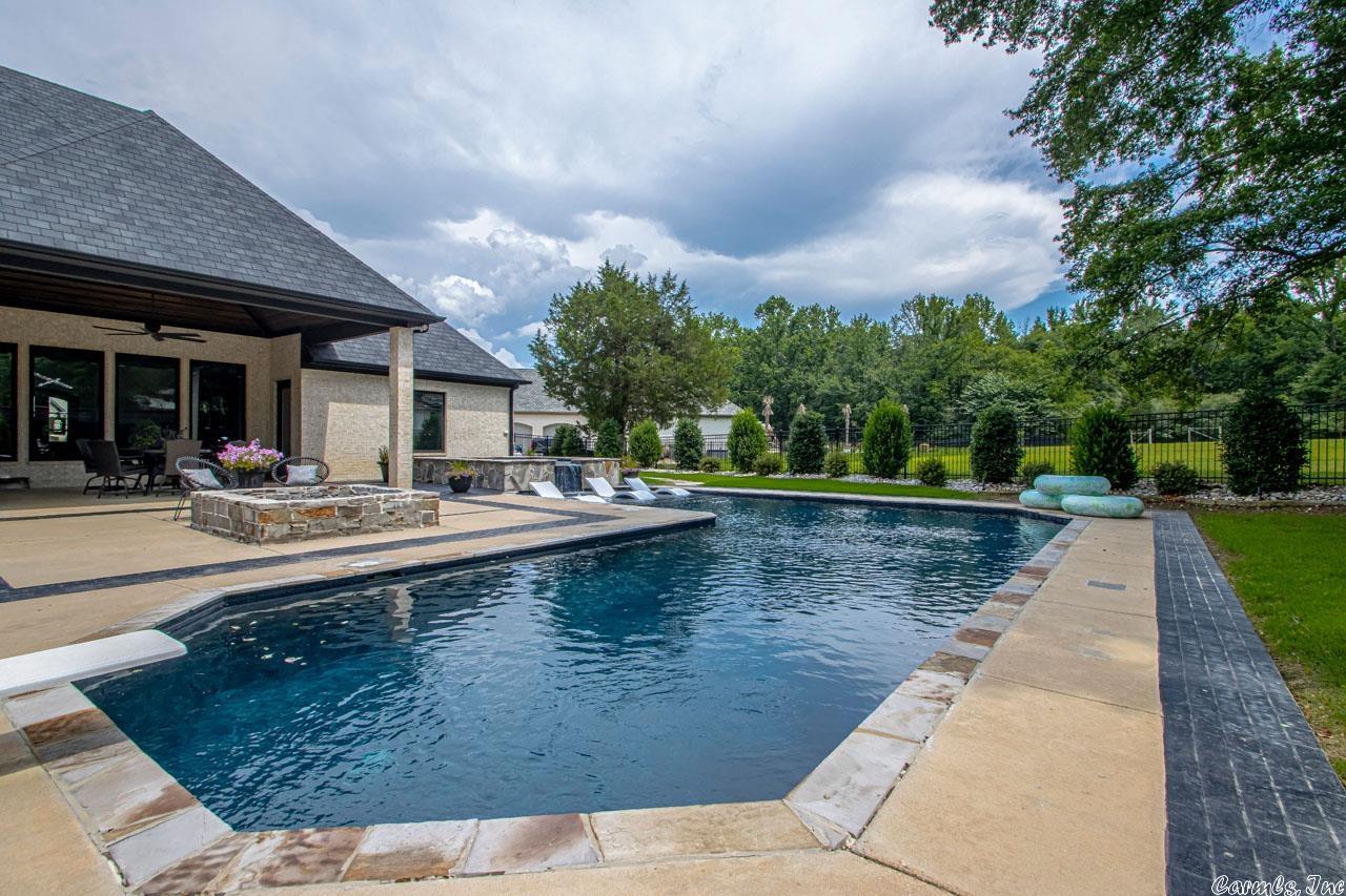 WEST LAKE VILLAGE - Residential