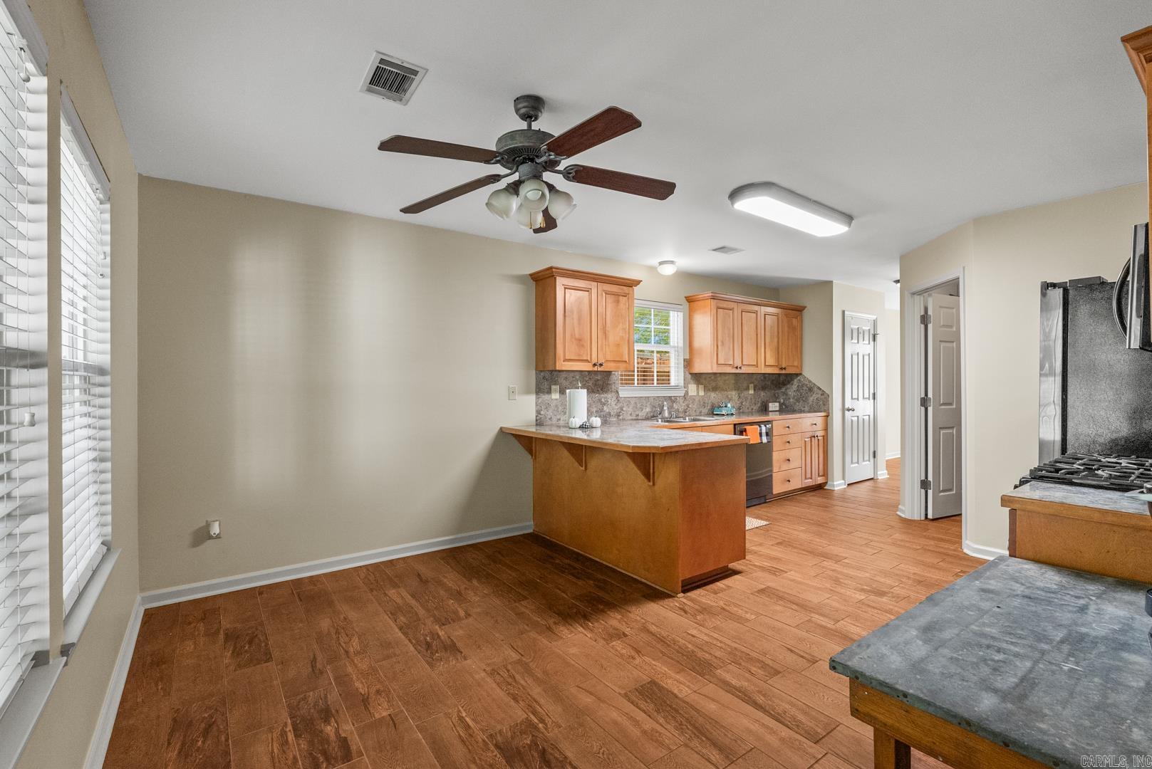 RIVER OAKS - Residential