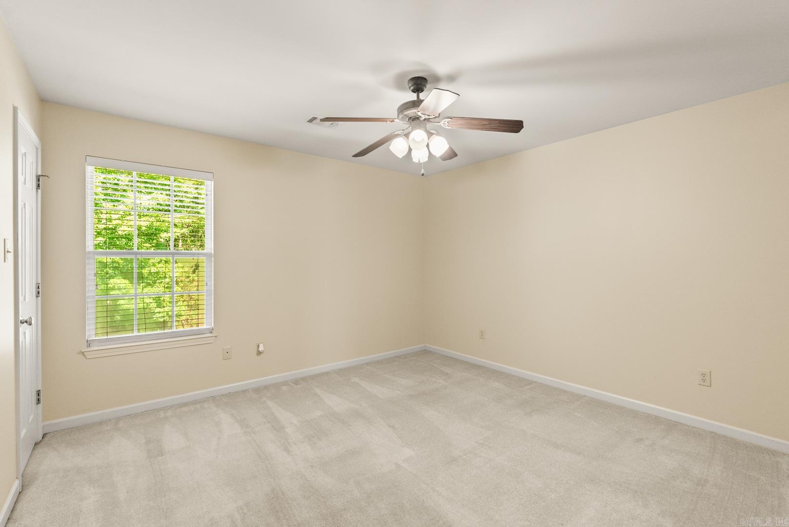 RIVER OAKS - Residential