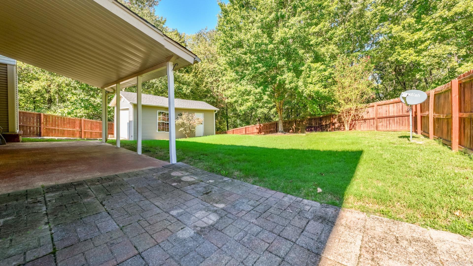 RIVER OAKS - Residential