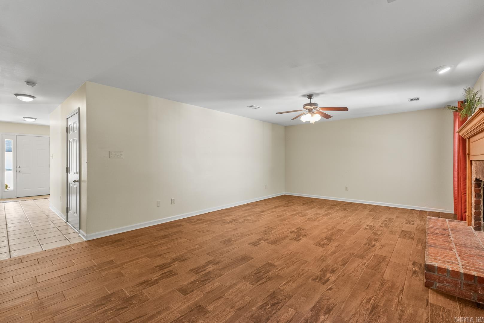 RIVER OAKS - Residential