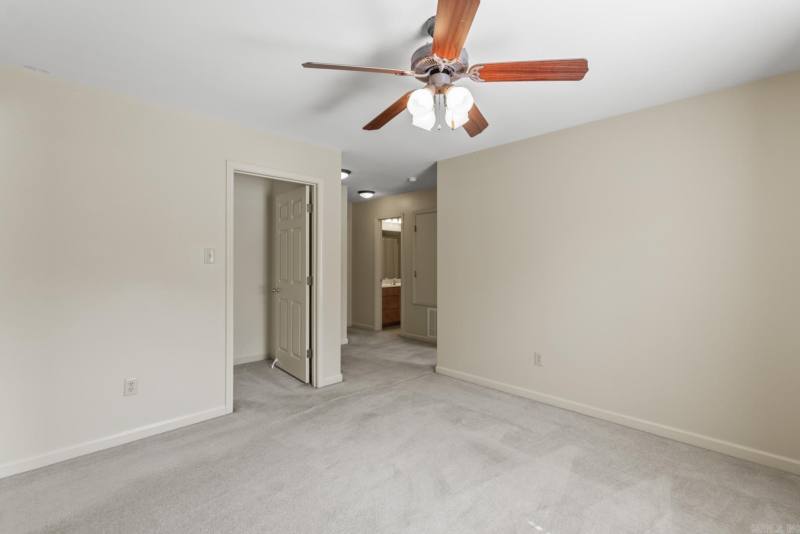 RIVER OAKS - Residential