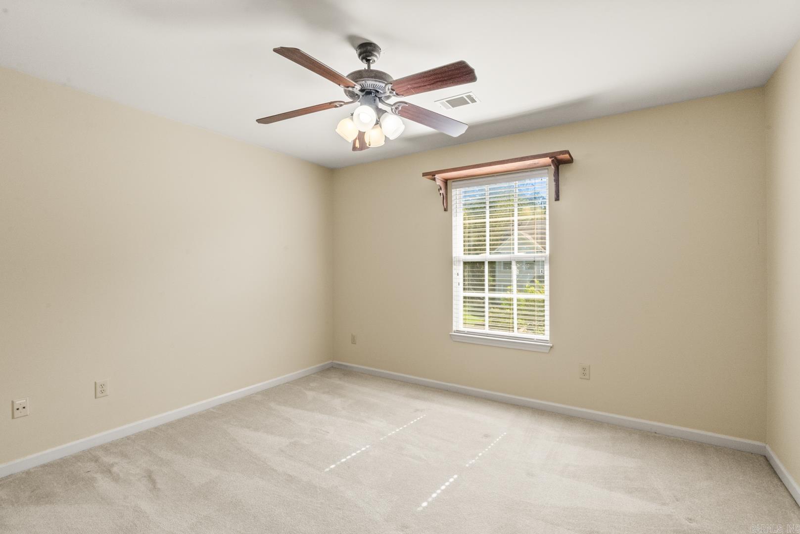 RIVER OAKS - Residential