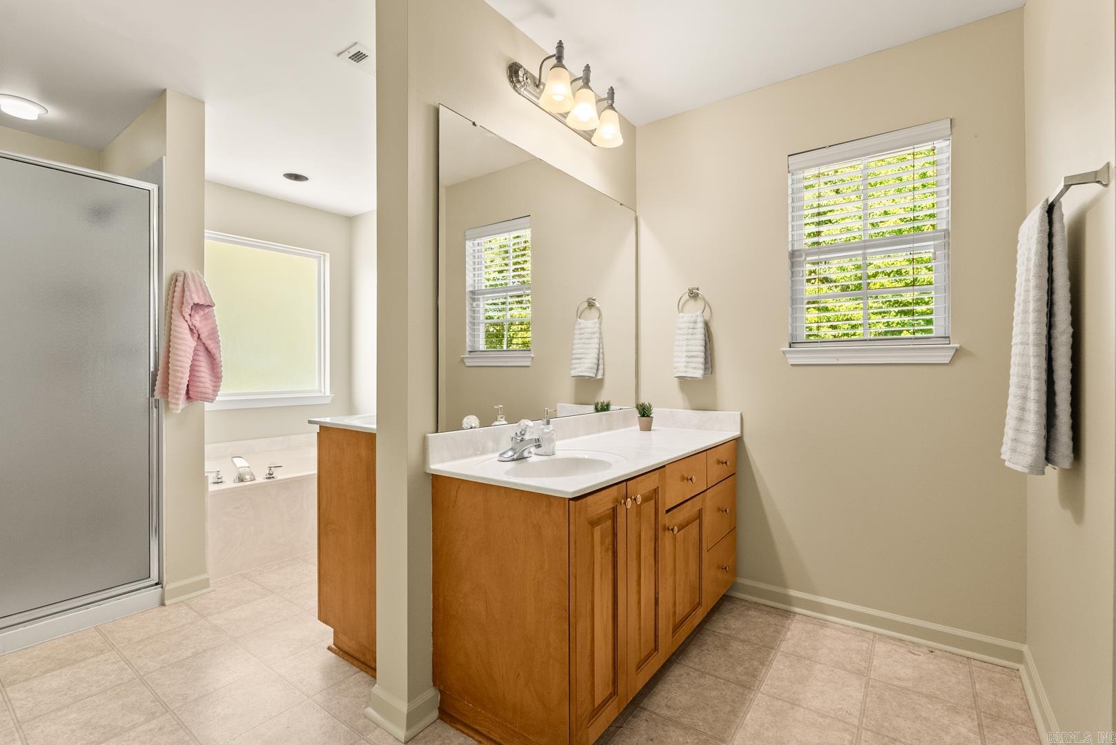 RIVER OAKS - Residential