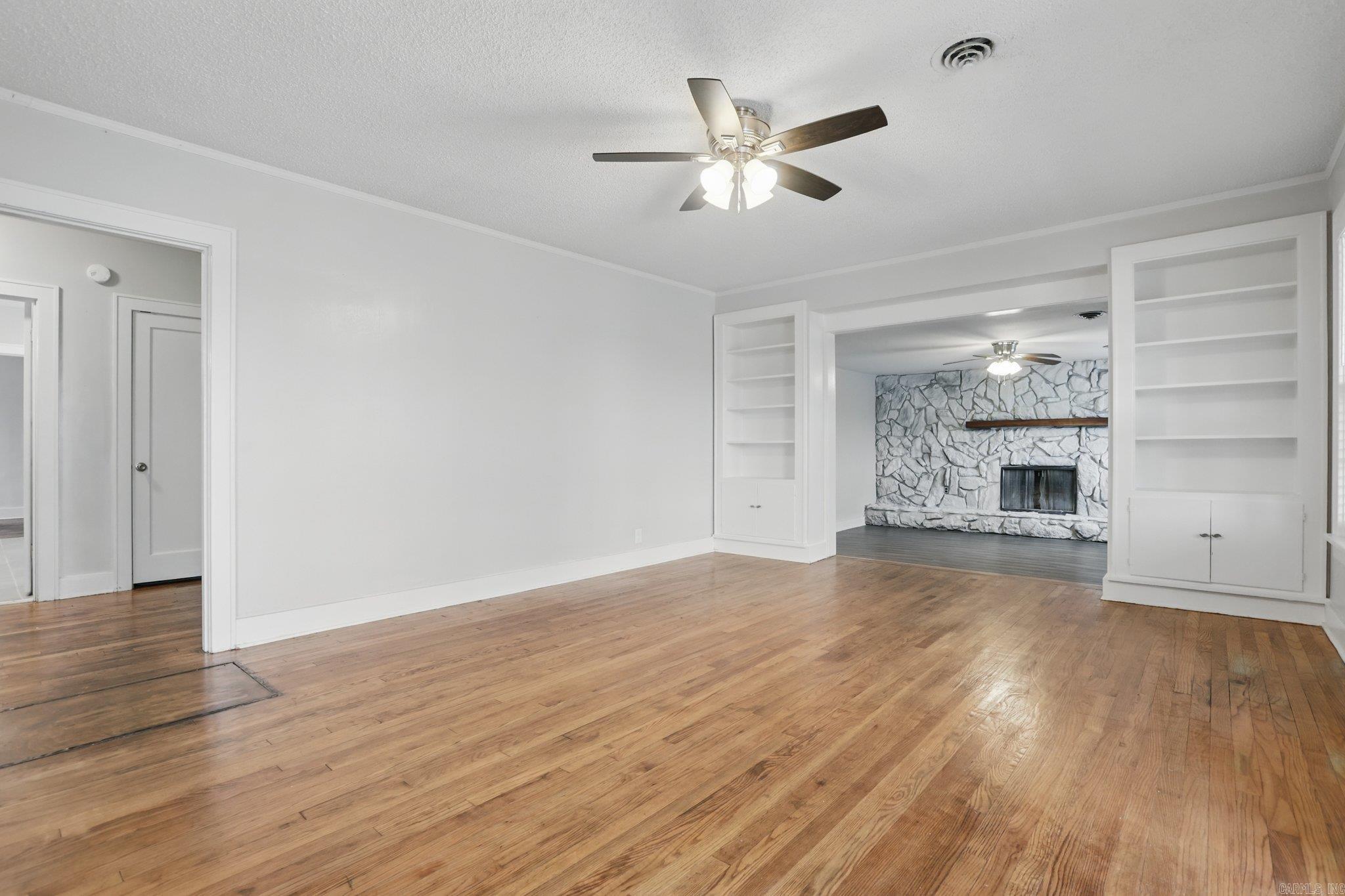 Barrow John 2L - Residential Lease