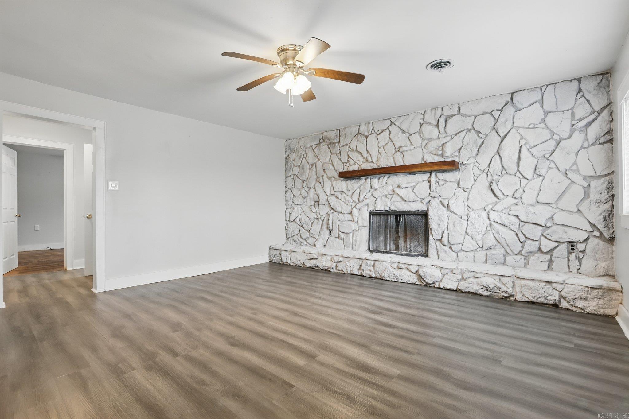 Barrow John 2L - Residential Lease