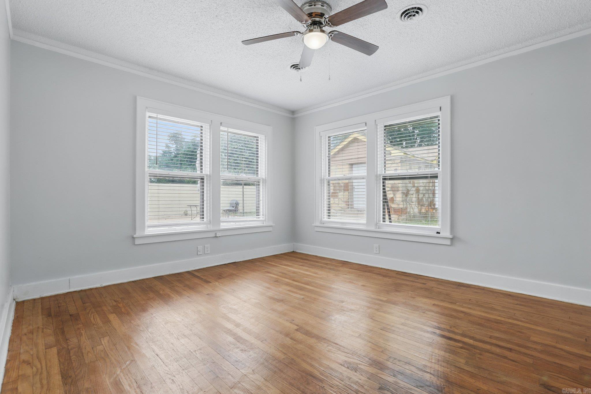 Barrow John 2L - Residential Lease