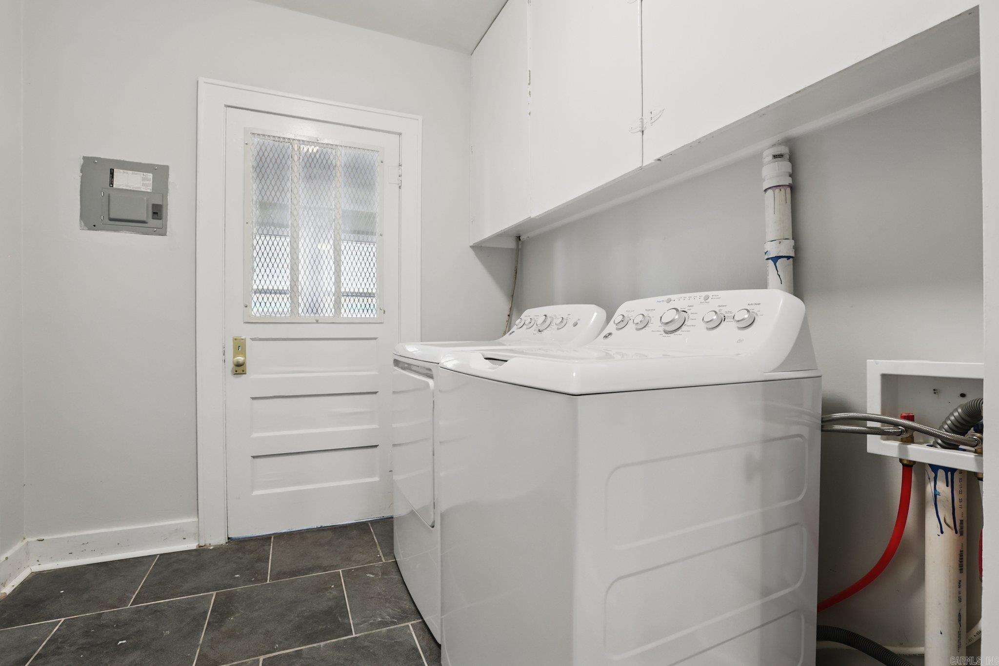 Barrow John 2L - Residential Lease