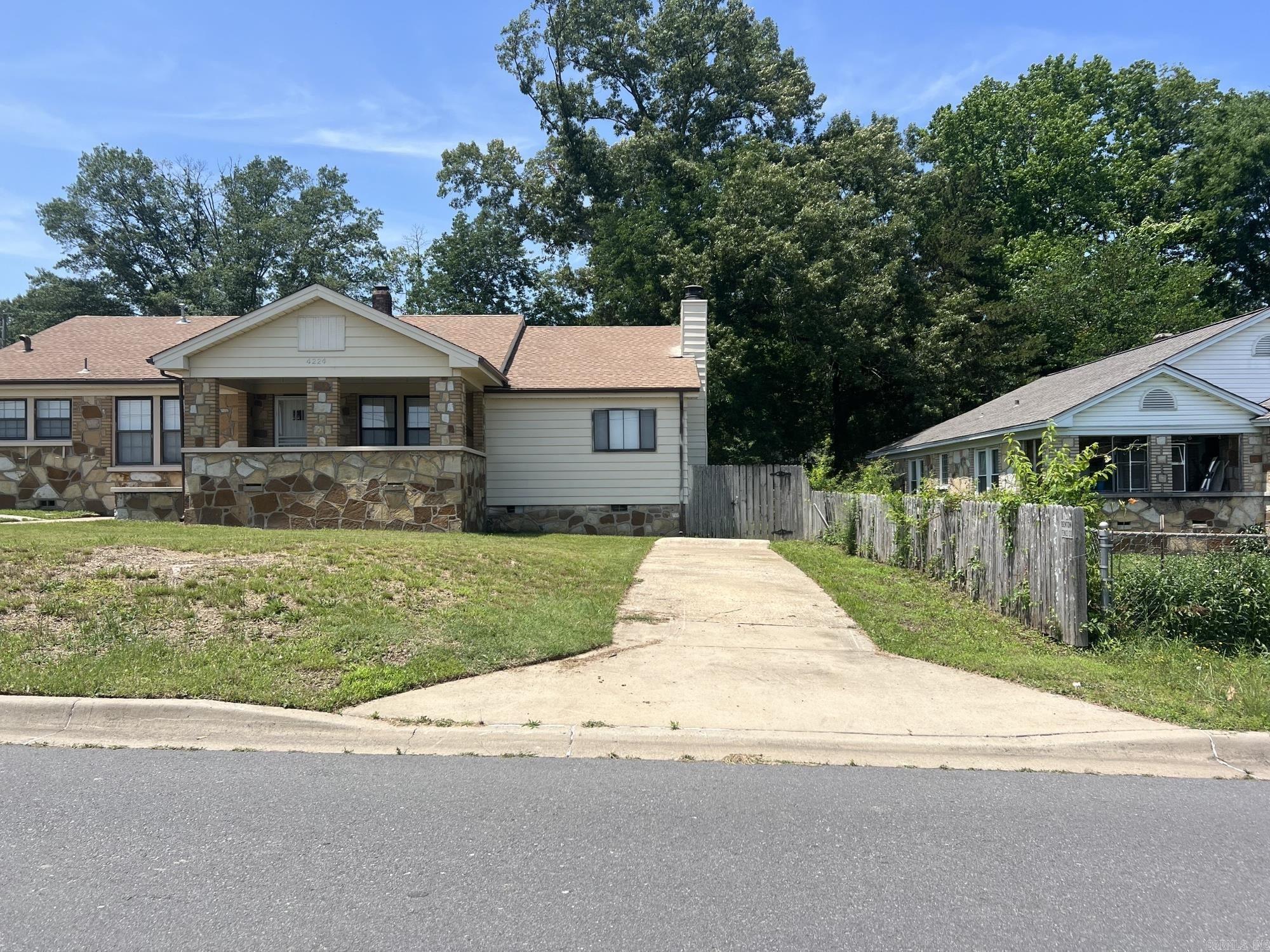 Barrow John 2L - Residential Lease