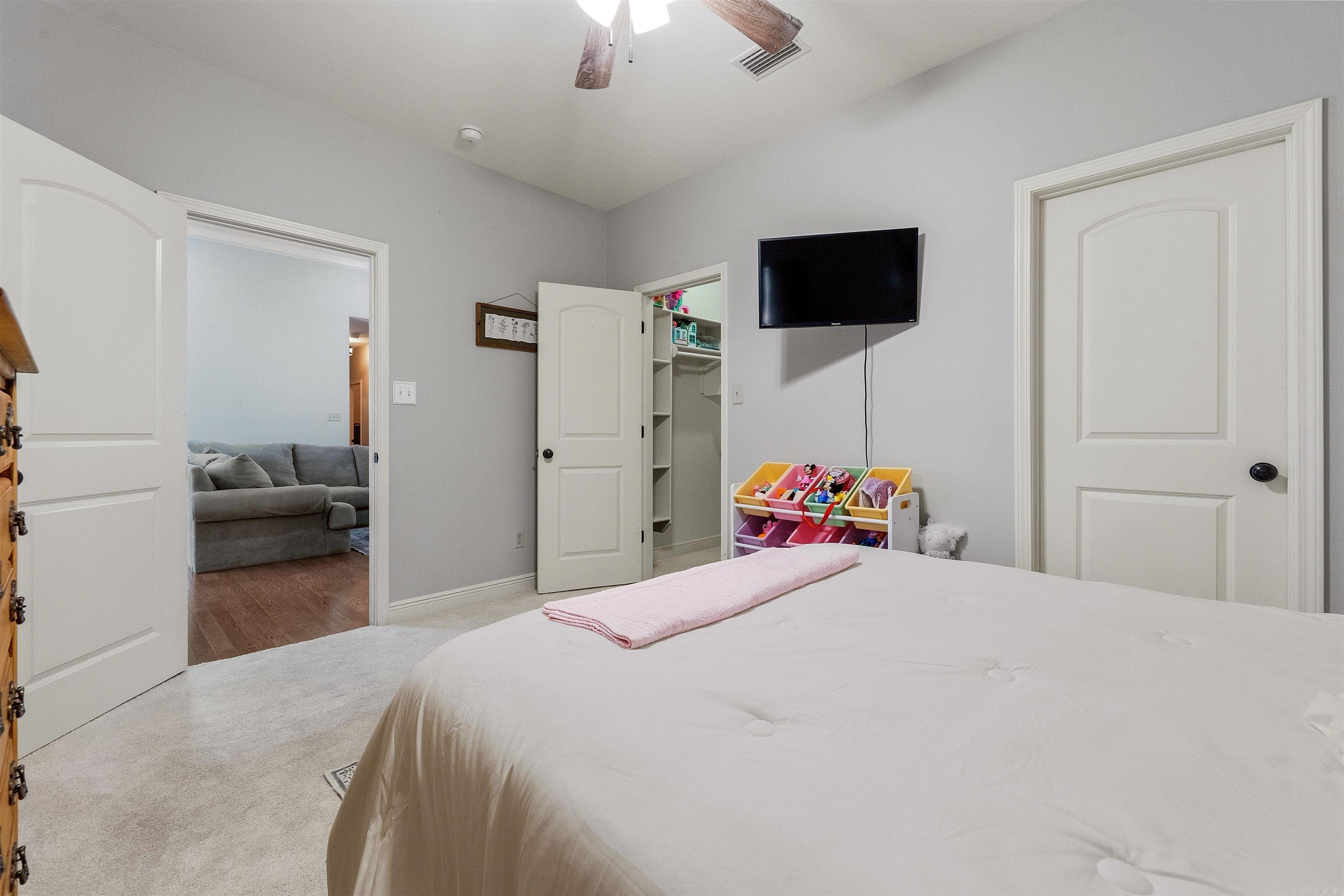 VALLEY RIDGE ESTATES - Residential