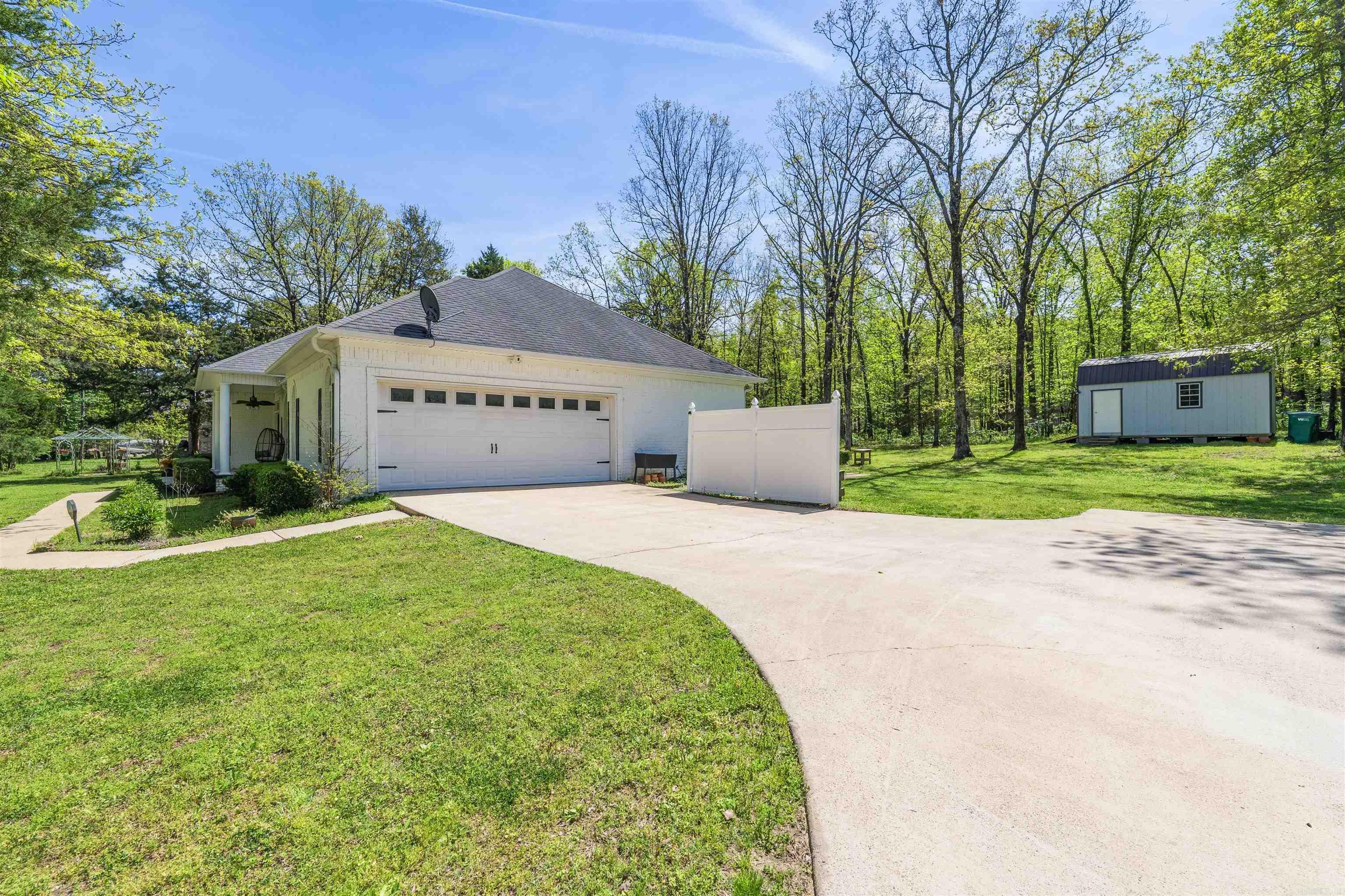 VALLEY RIDGE ESTATES - Residential