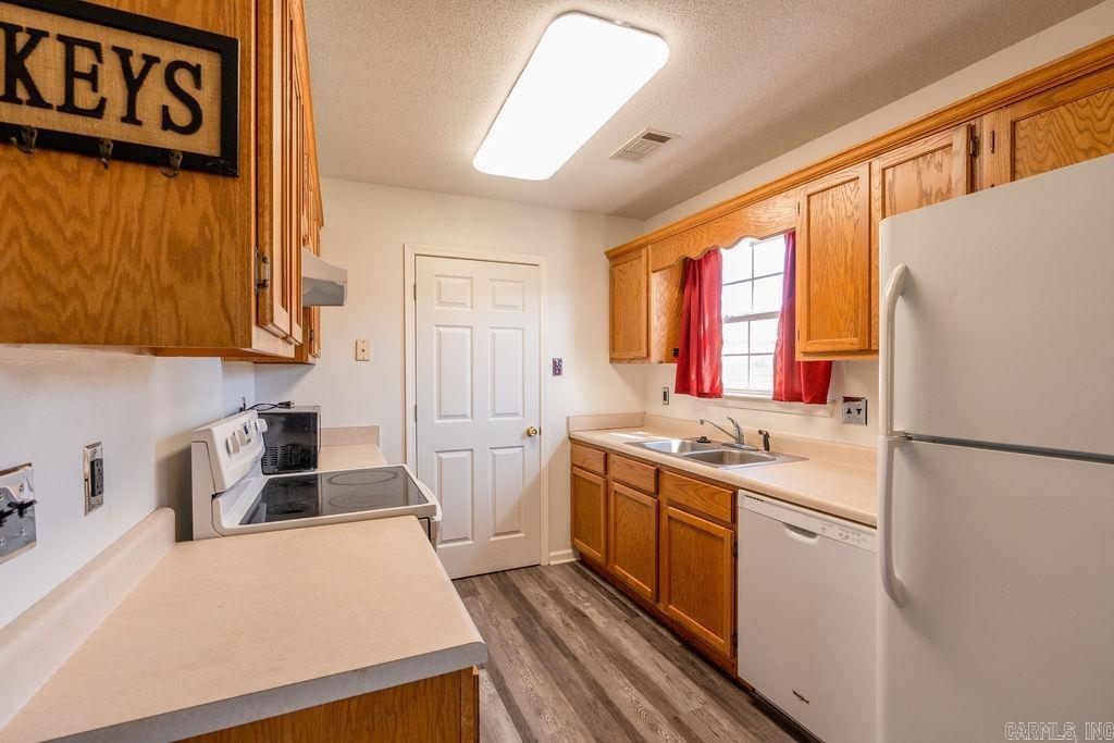 SUMMERVIEW TERRACE - Residential