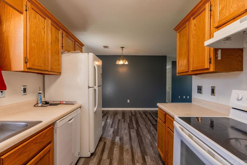 SUMMERVIEW TERRACE - Residential