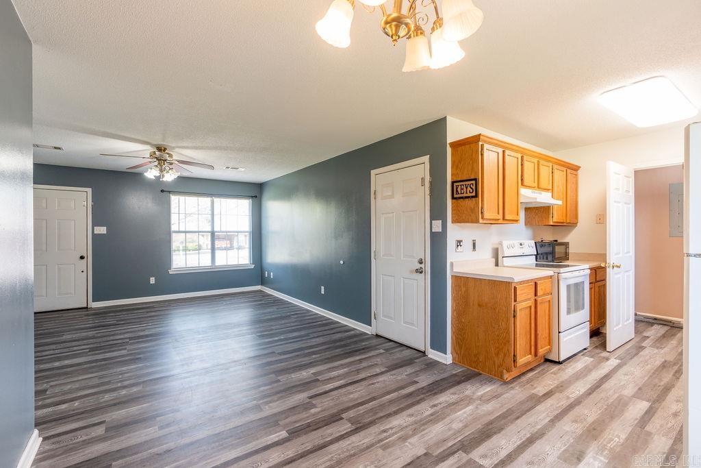 SUMMERVIEW TERRACE - Residential