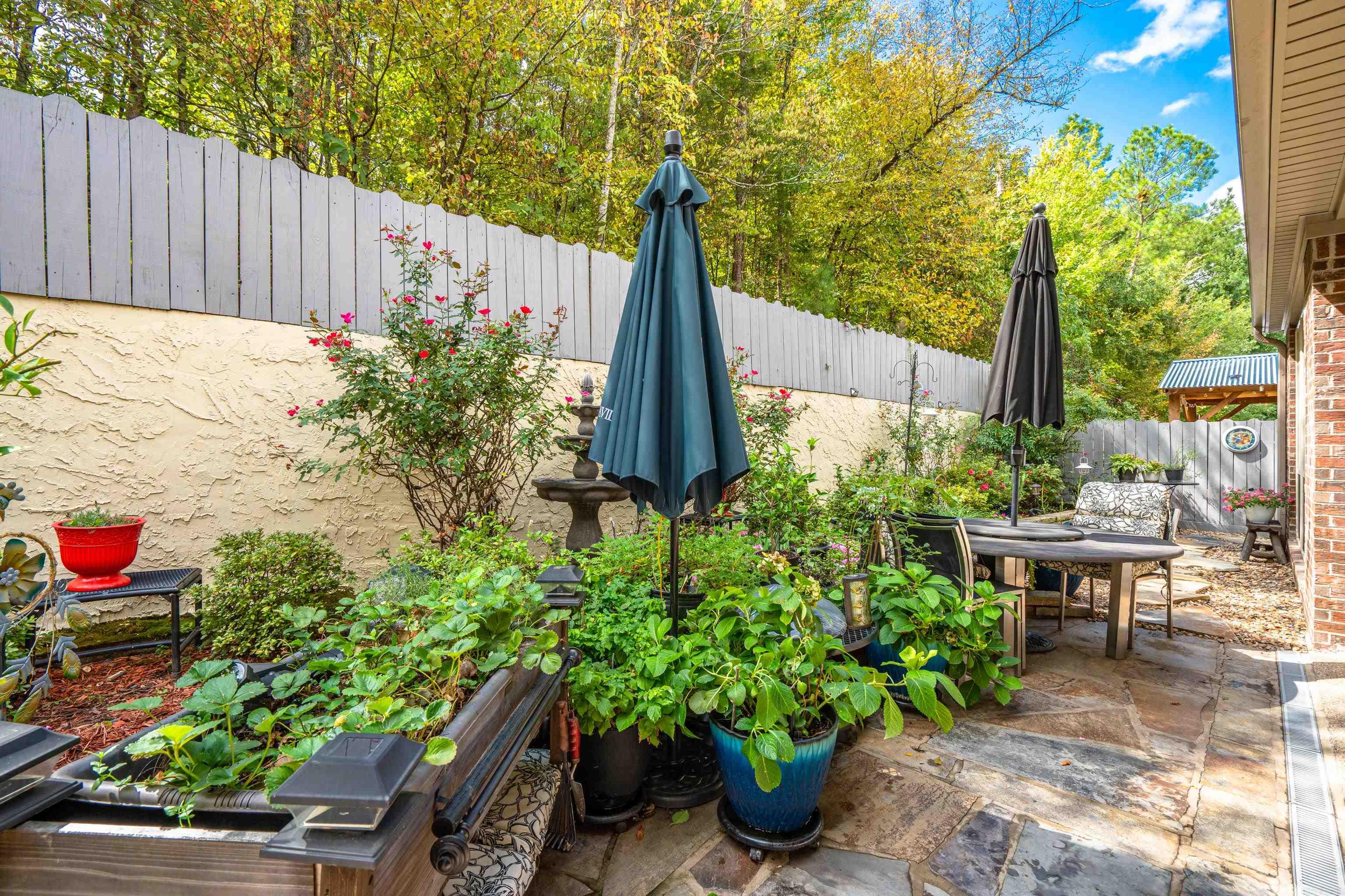 BURCHWOOD COVE - Residential