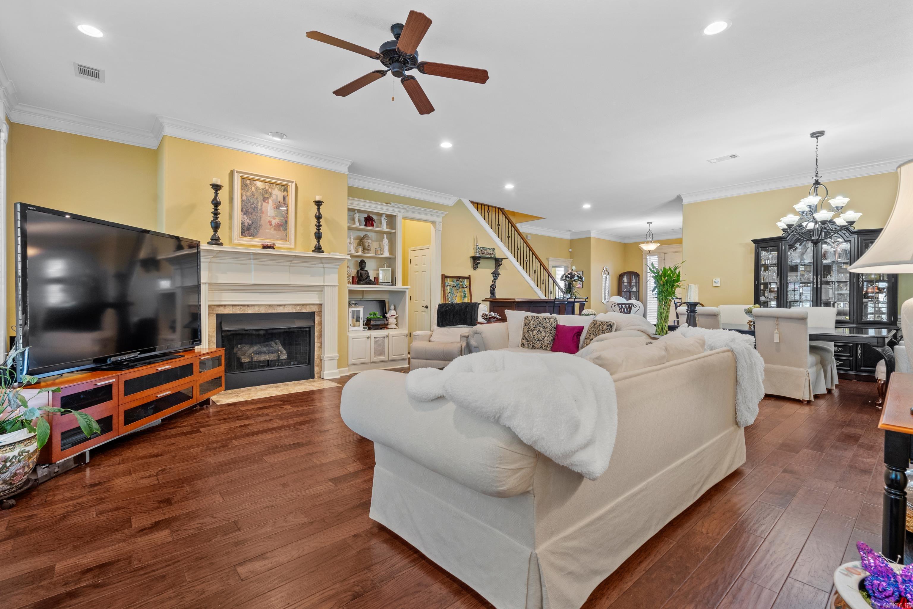 BURCHWOOD COVE - Residential