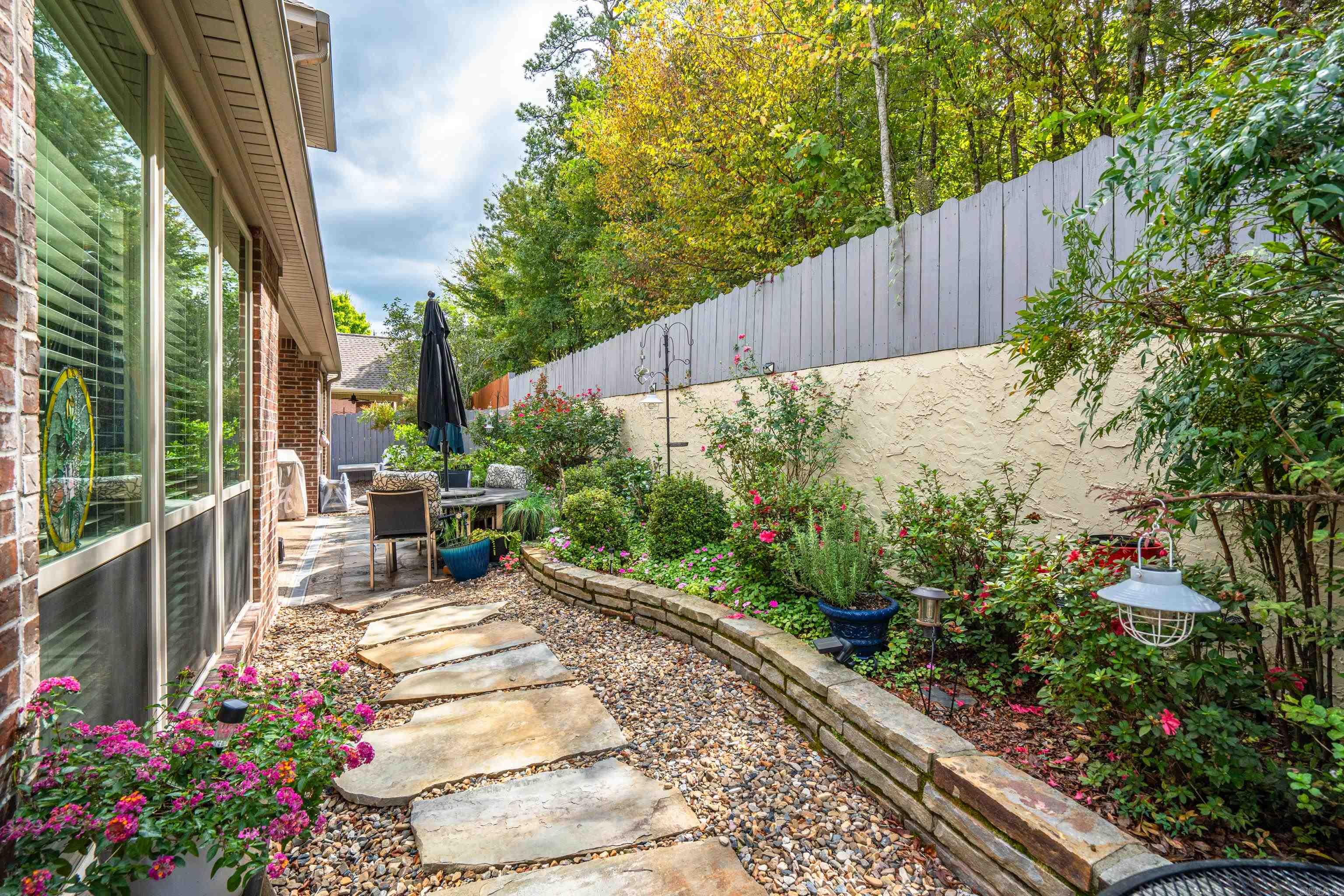BURCHWOOD COVE - Residential