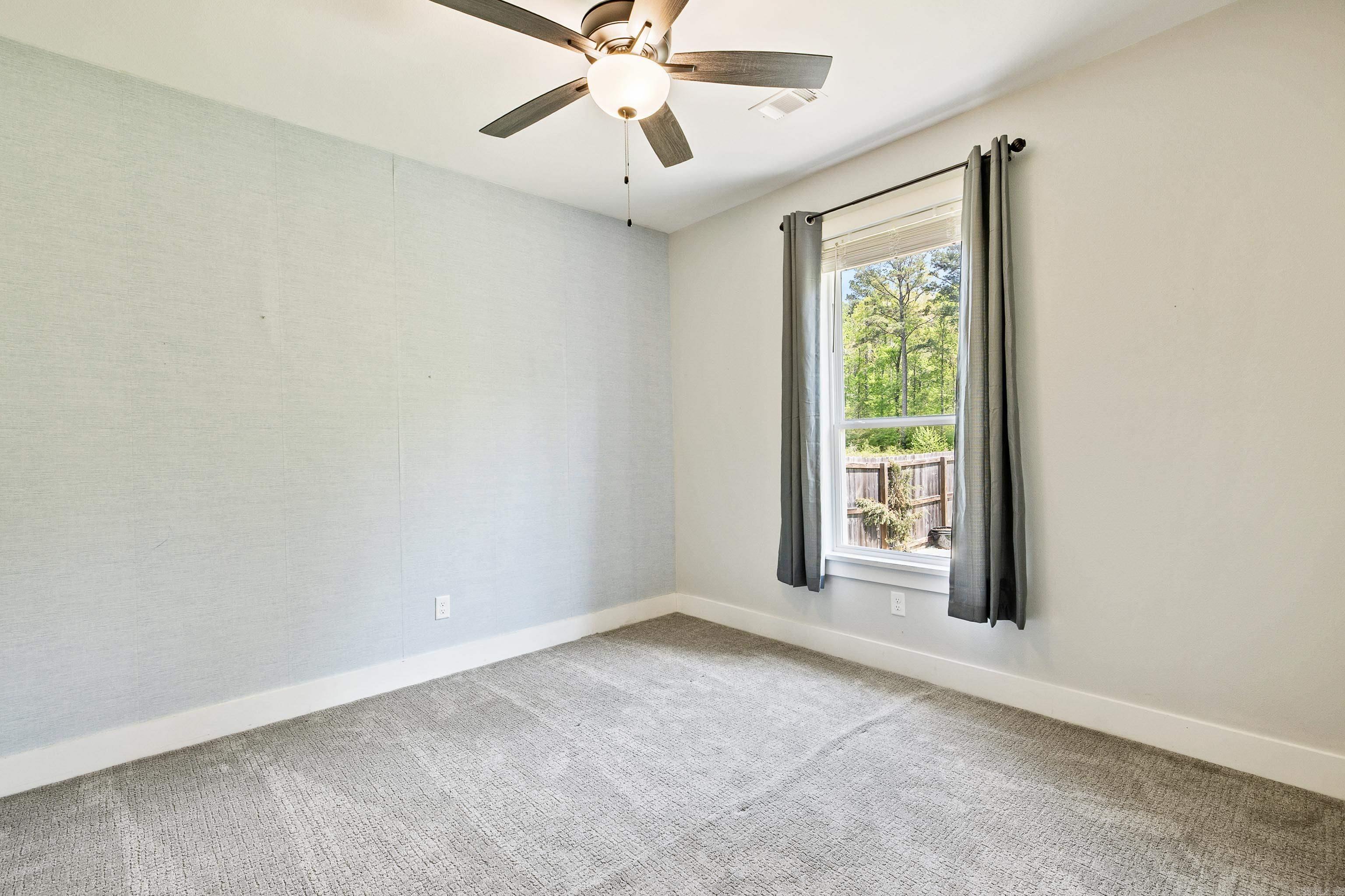 CREEKSIDE - Residential