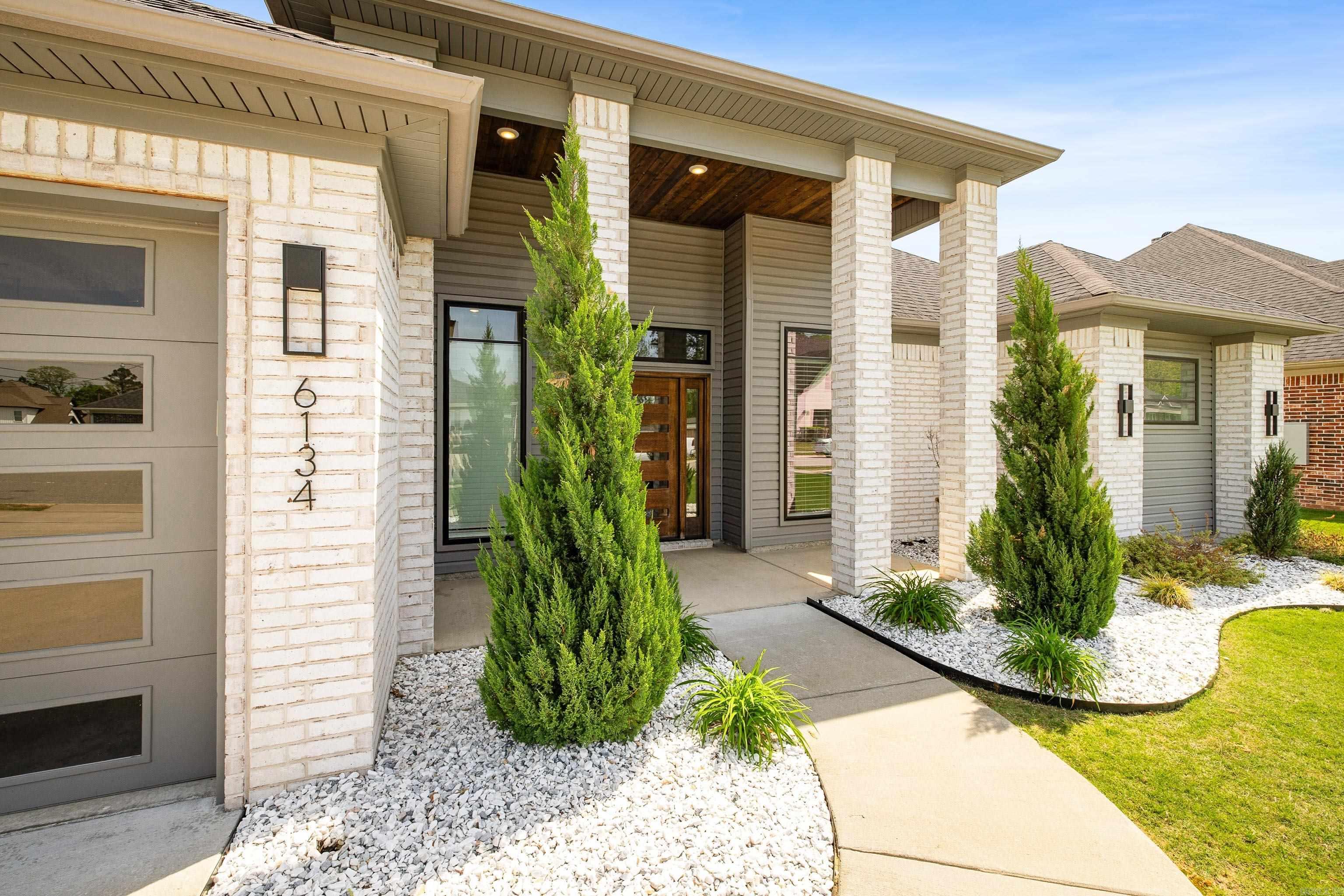 CREEKSIDE - Residential