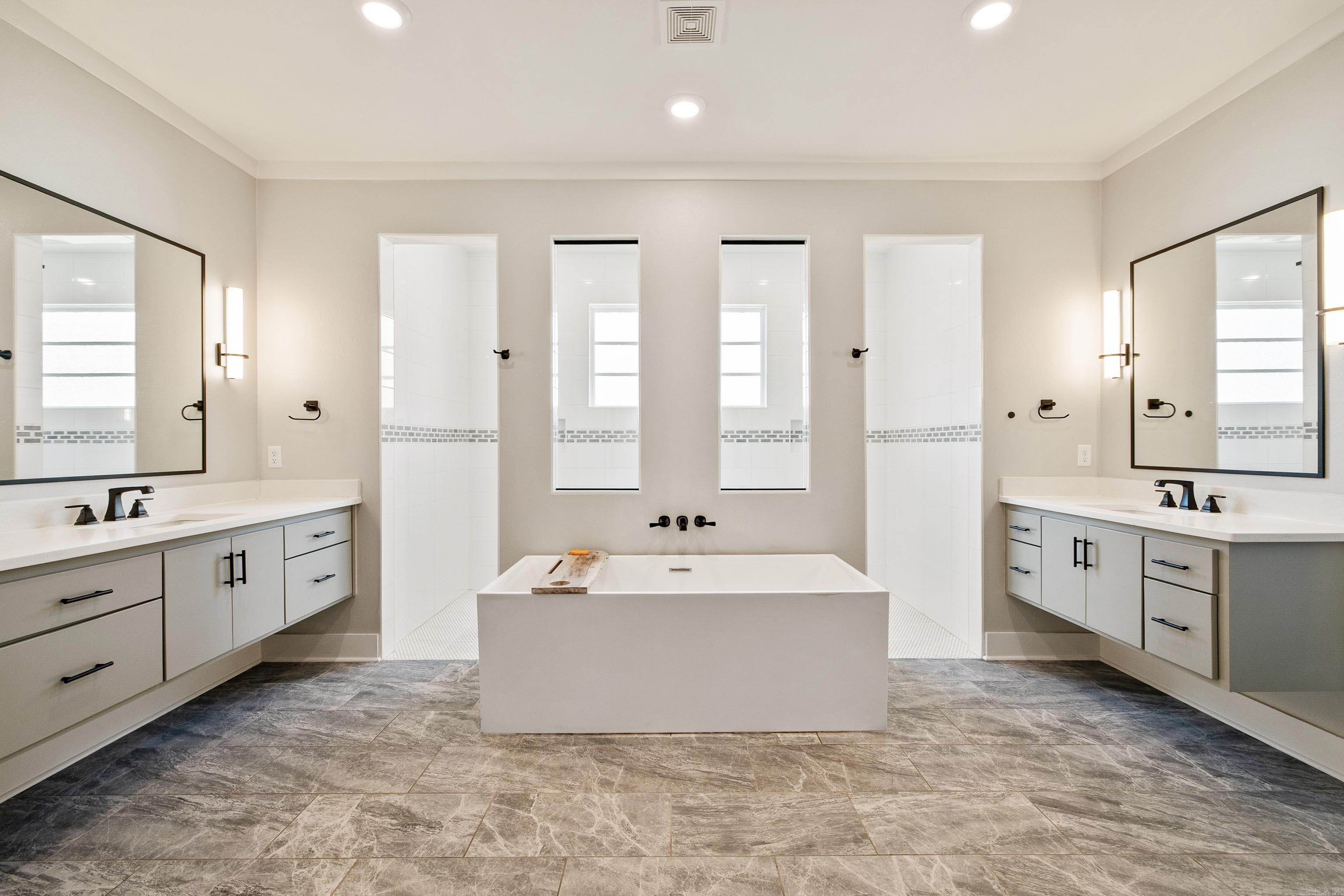 CREEKSIDE - Residential