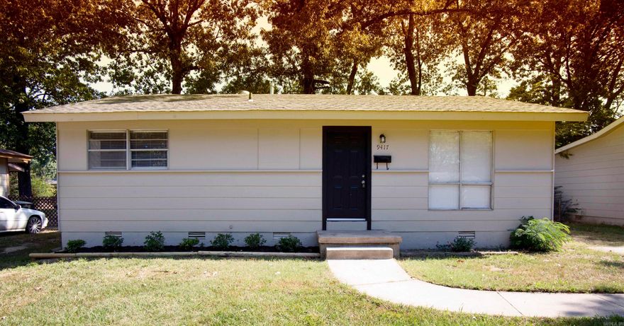 Cute 3BR/1BA in SWLR with cute curb appeal. Large fully fenced backyard with plenty of shade. Perfect for anyone with kids or pets. The lease for this property is for 2 years with a 3% increase after the first year. Income has to be 3x the amount of rent. This property does not accept section 8 housing.