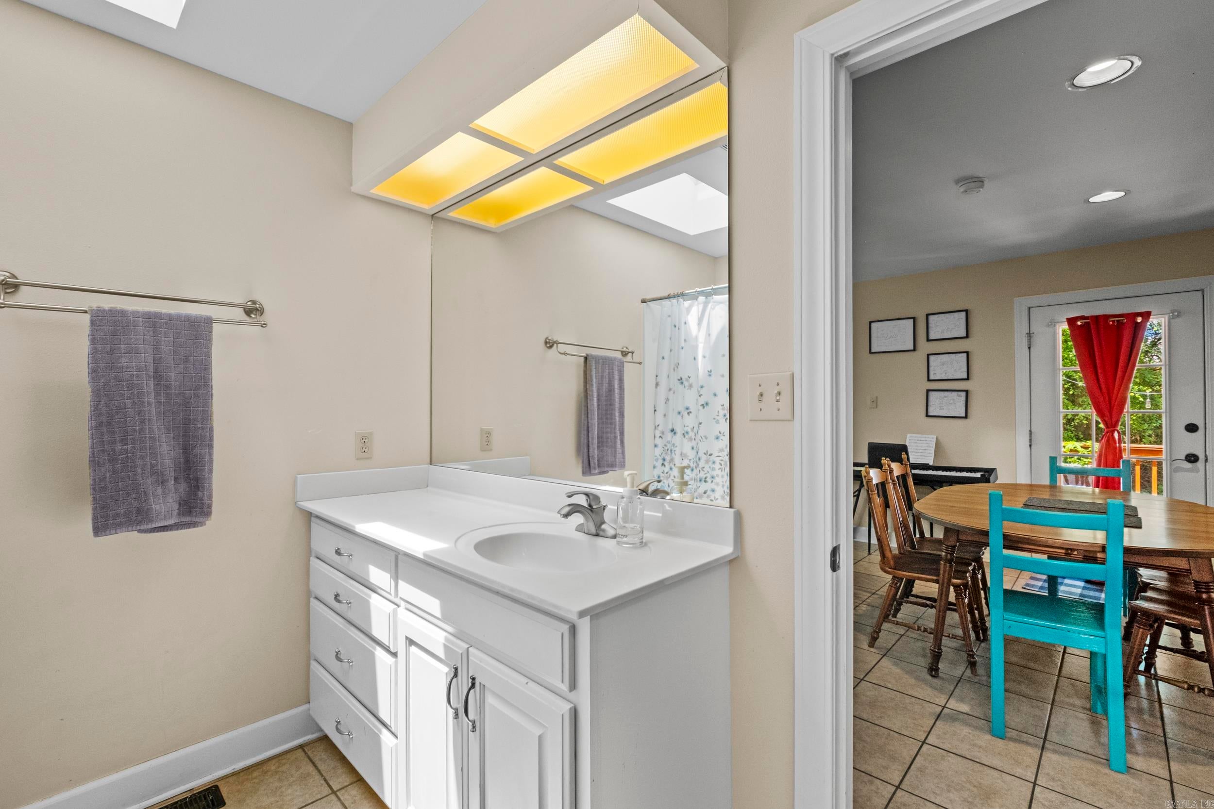 WALKER HEIGHTS ADD - Residential