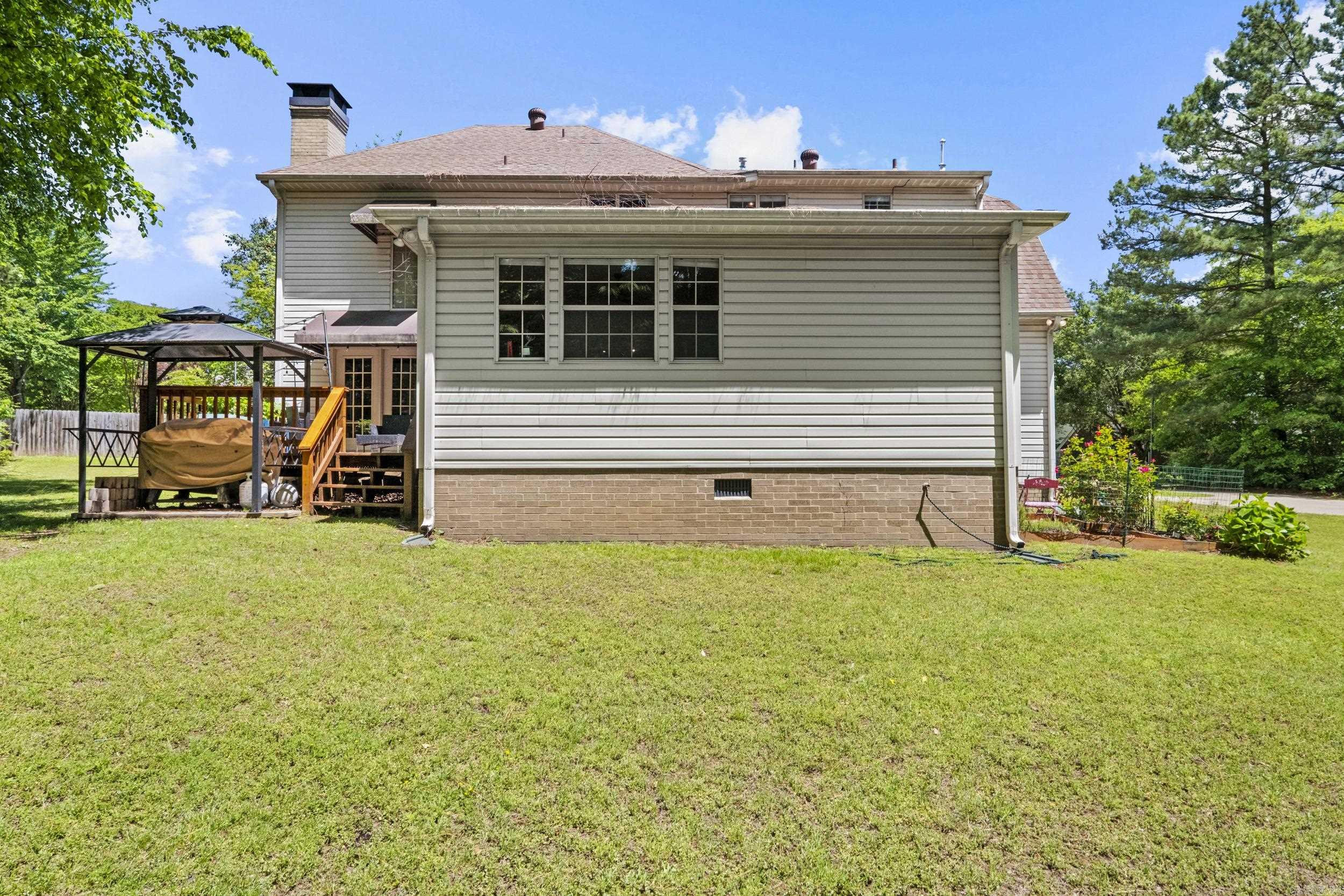 WALKER HEIGHTS ADD - Residential