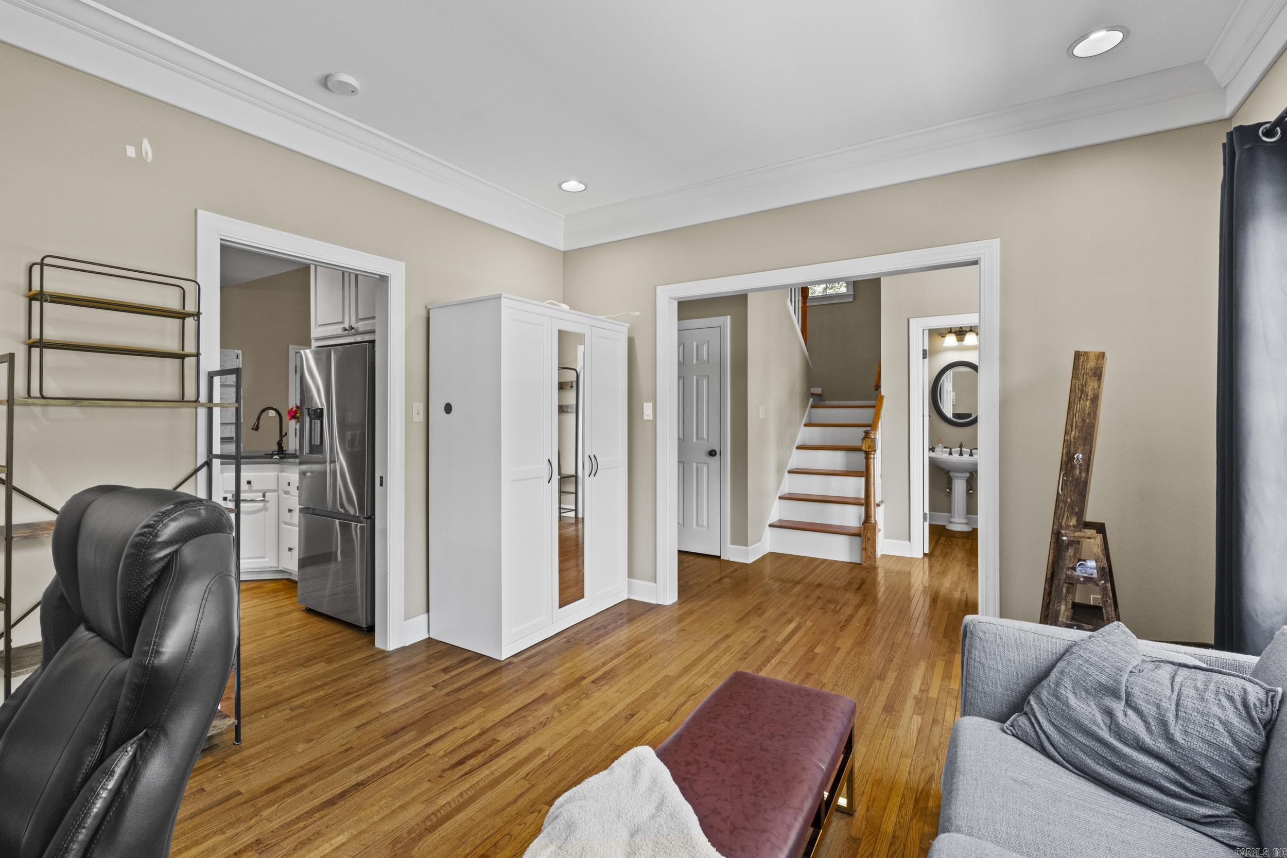 WALKER HEIGHTS ADD - Residential