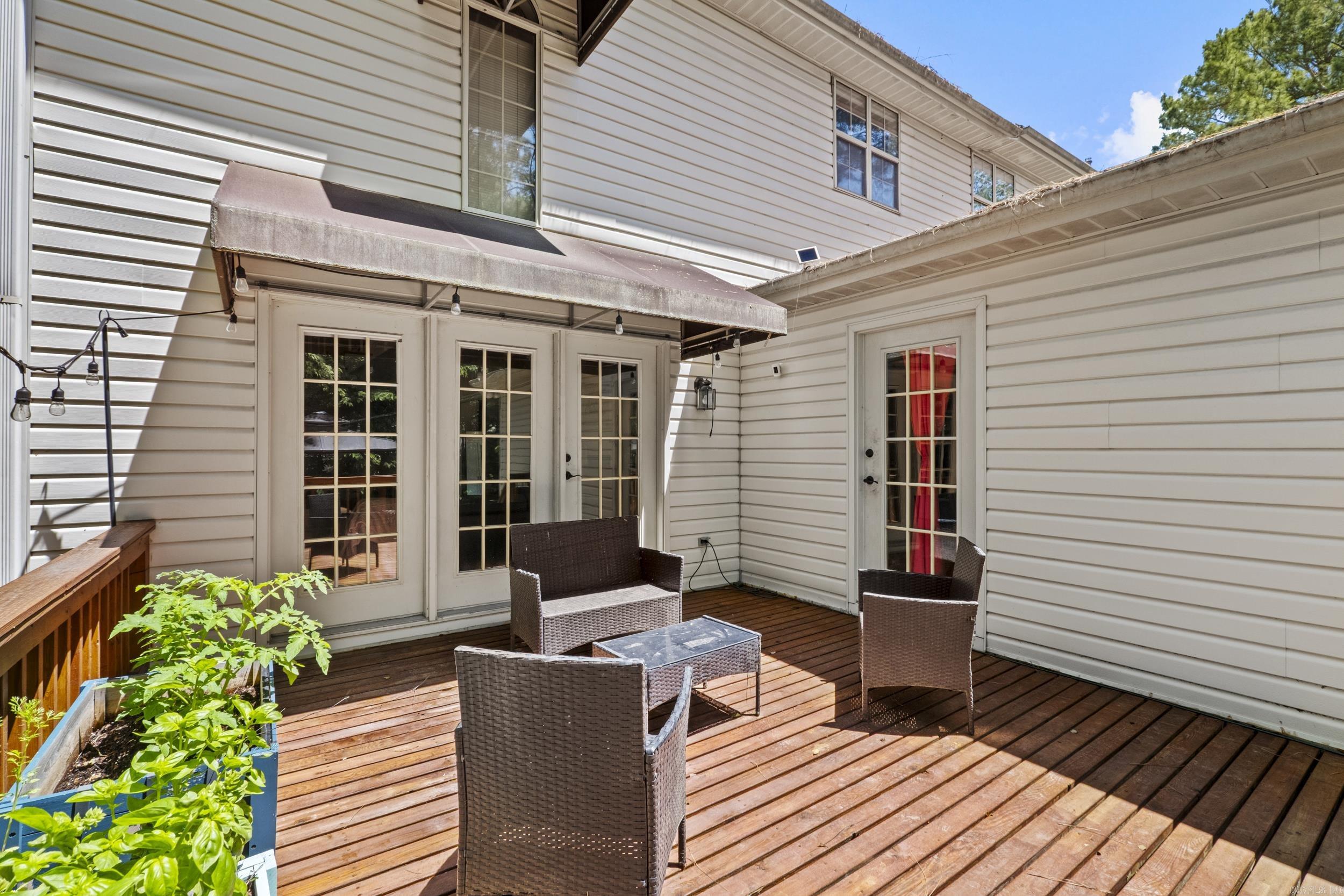 WALKER HEIGHTS ADD - Residential