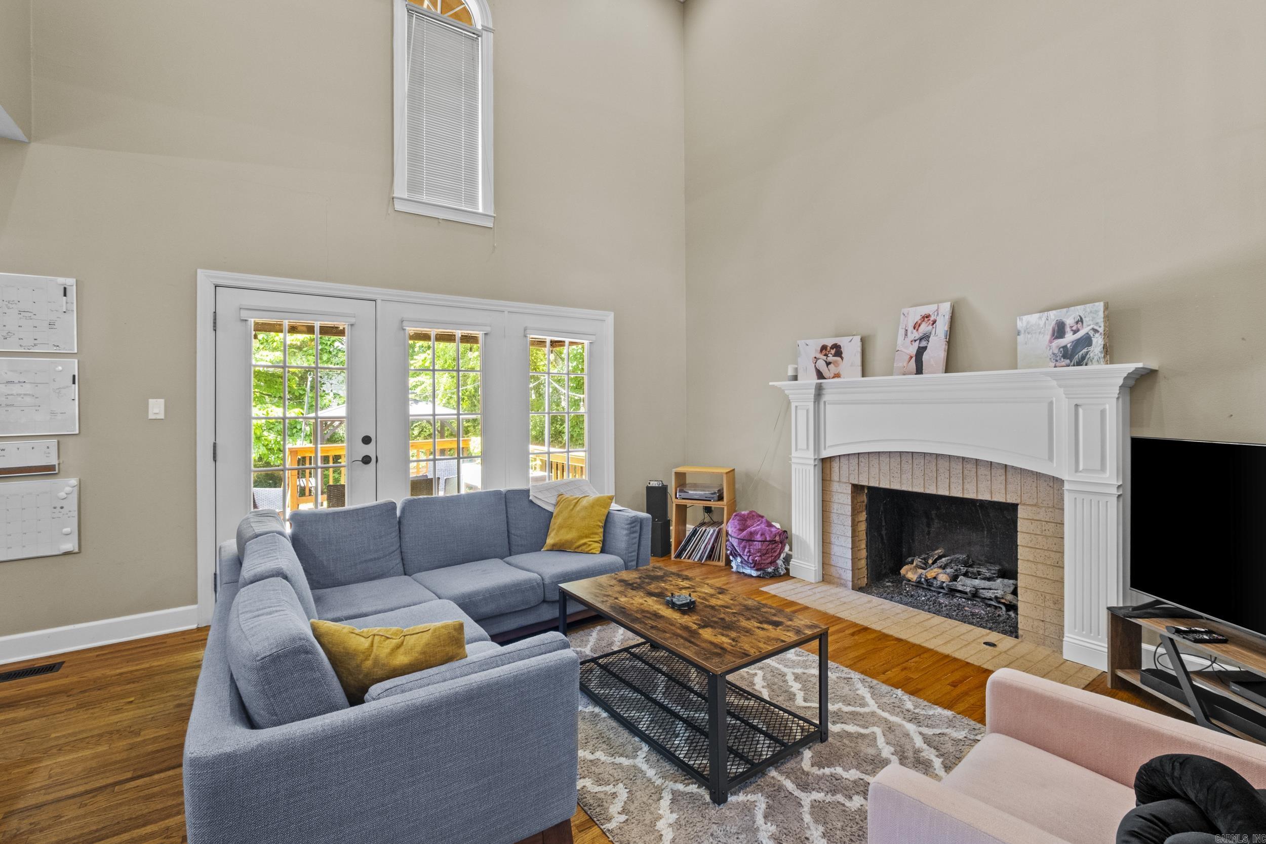 WALKER HEIGHTS ADD - Residential