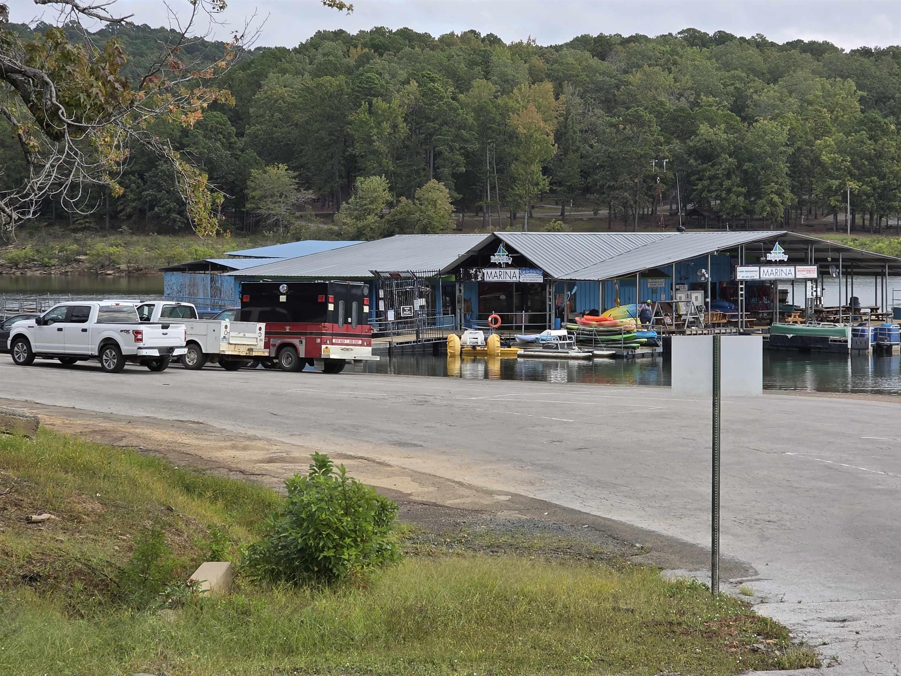 CHELSEA GLADE CONDO - Residential