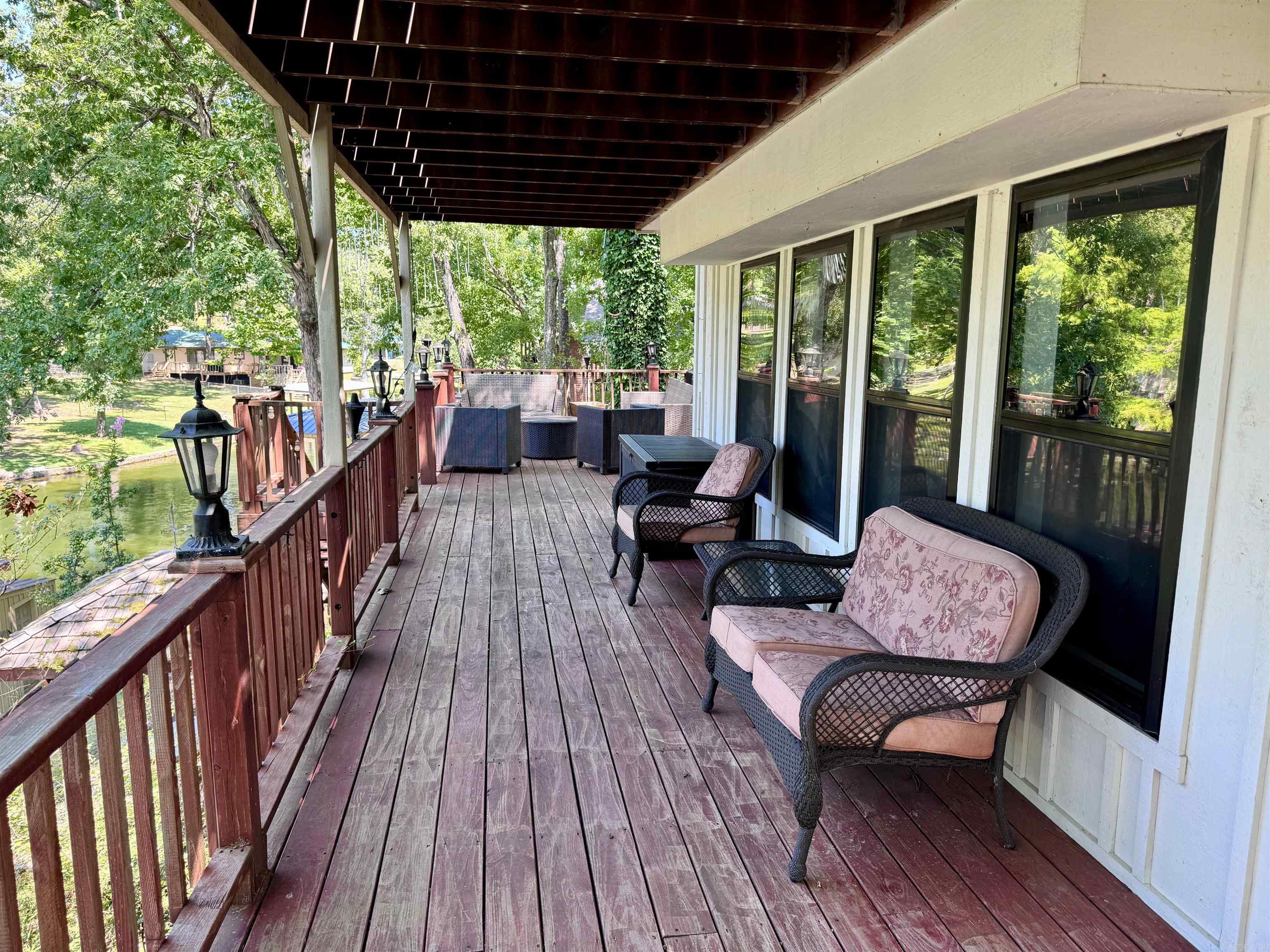 ARROWHEAD LAKE ESTATES - Residential