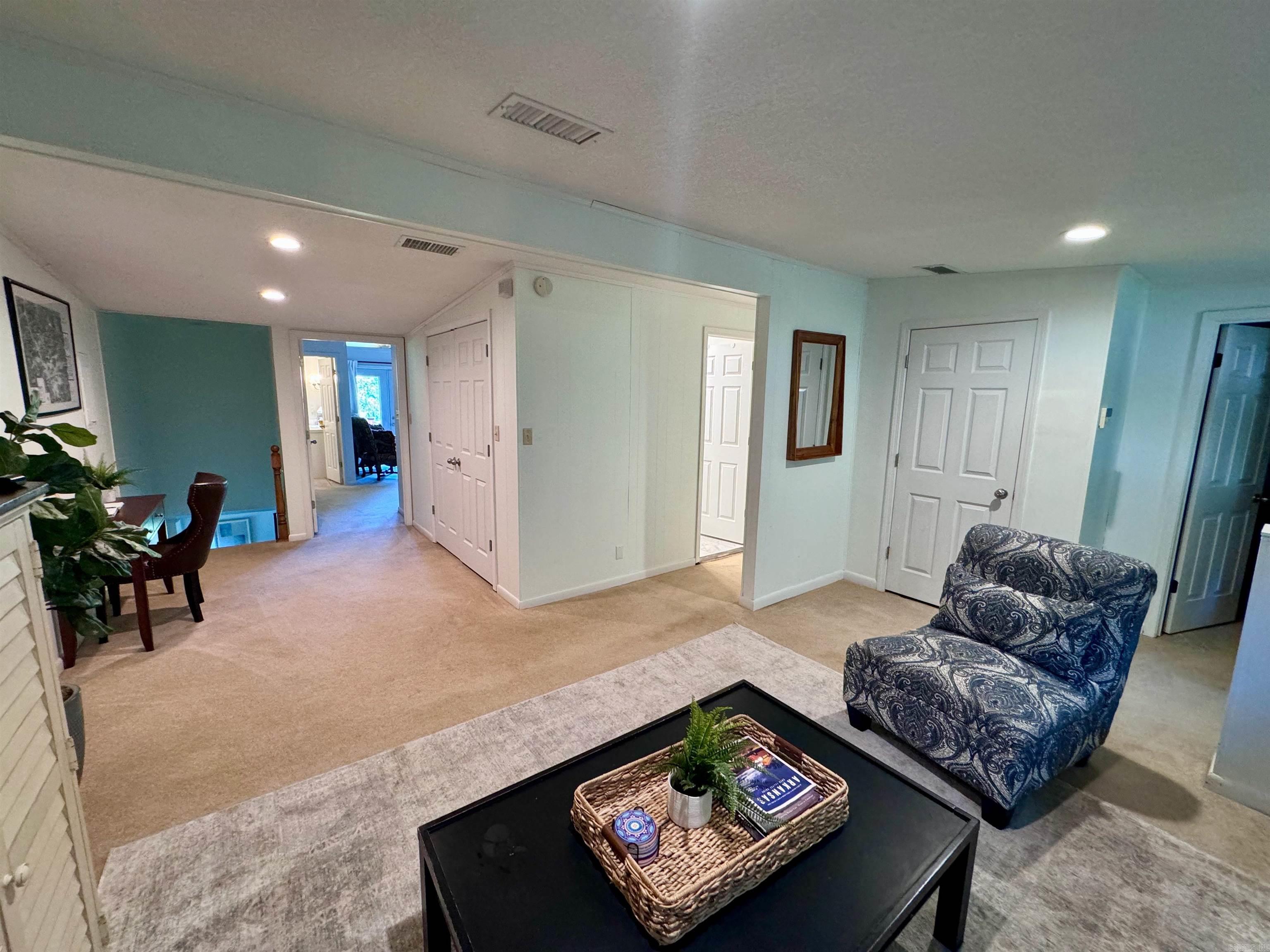 ARROWHEAD LAKE ESTATES - Residential